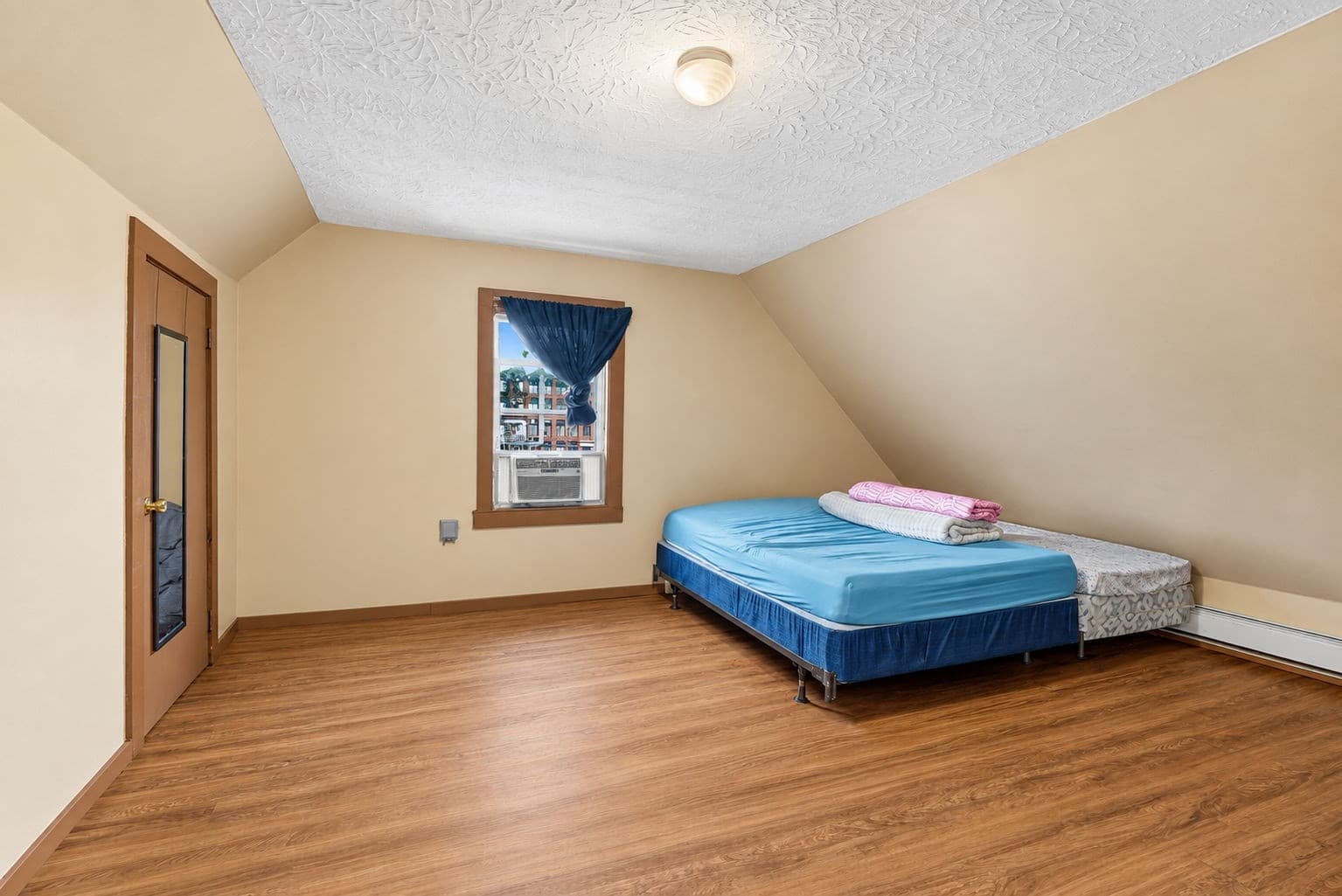 3 Family - 3 Units Up/Down at 46 Manchester, Lawrence MA 01841, Lawrence, photo 34 of 42