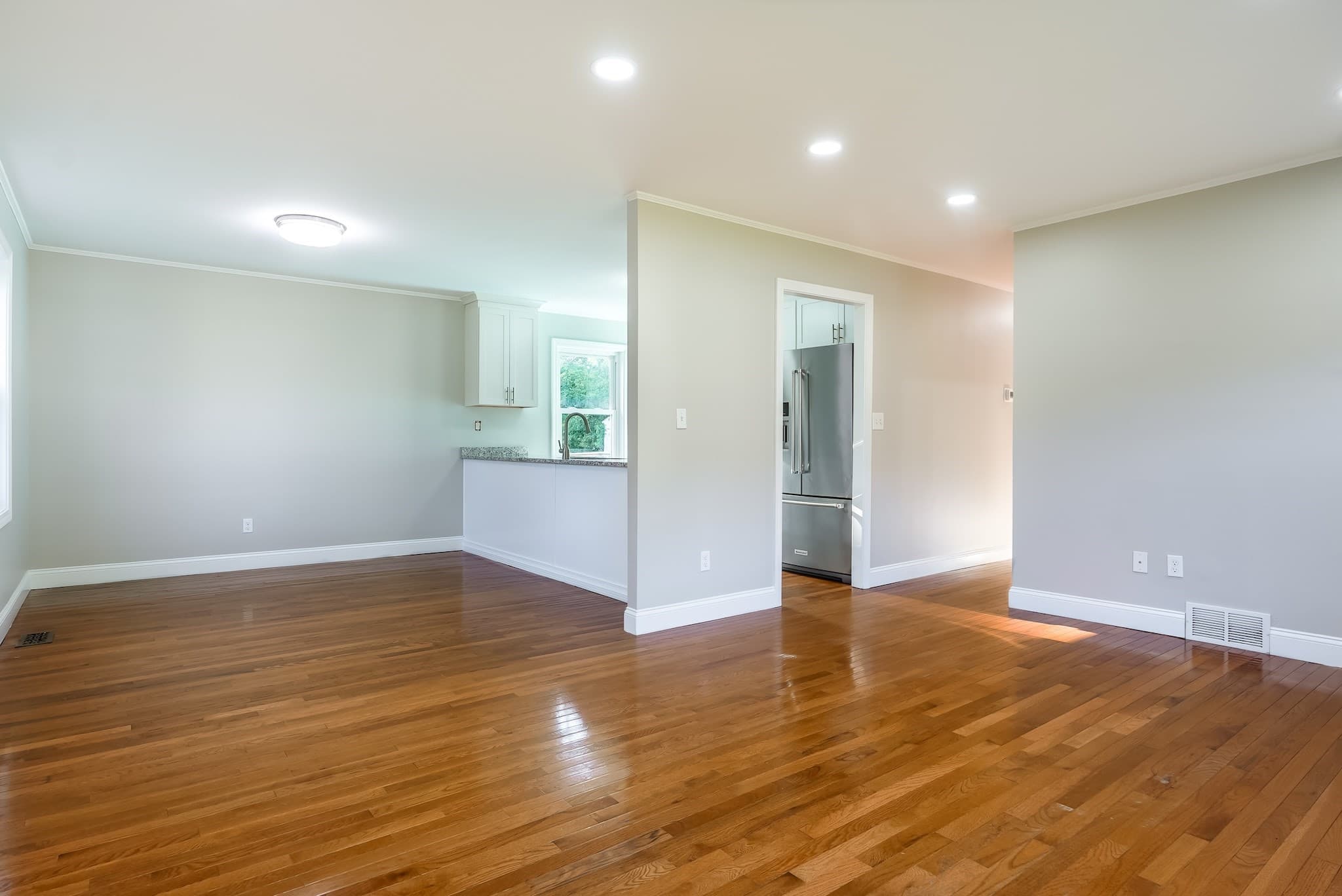 Single Family Residence at 39 Ruby Ct, Dartmouth MA 02747, Dartmouth, photo 3 of 36
