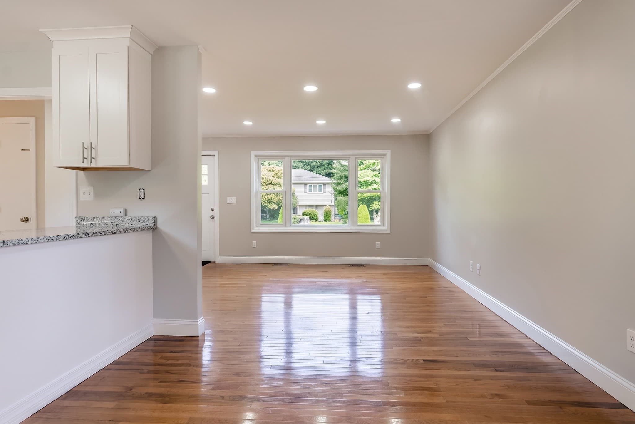 Single Family Residence at 39 Ruby Ct, Dartmouth MA 02747, Dartmouth, photo 8 of 36