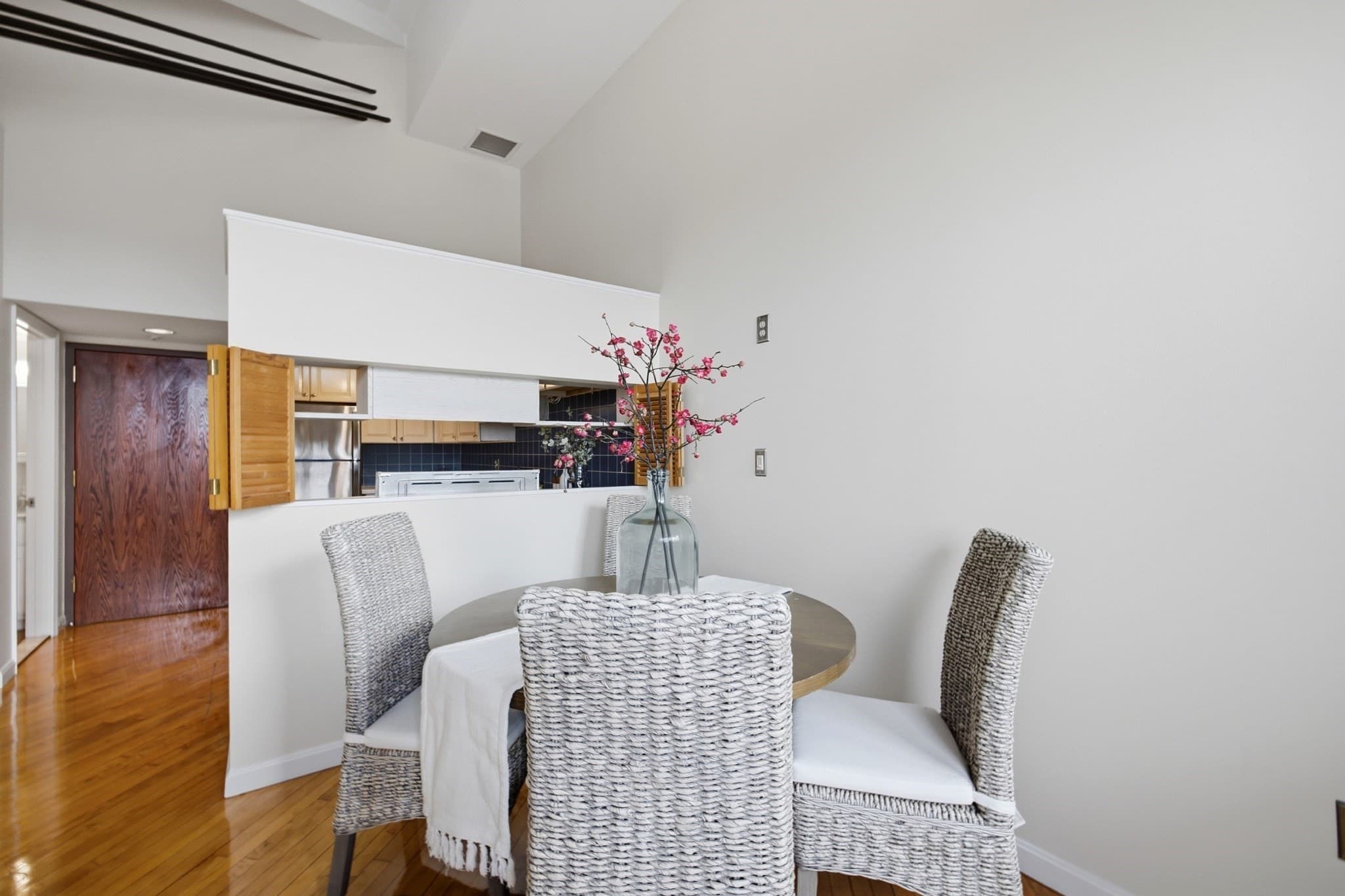 Condominium at 94 Newbury Ave # 402, Quincy MA 02171, Quincy, photo 16 of 41