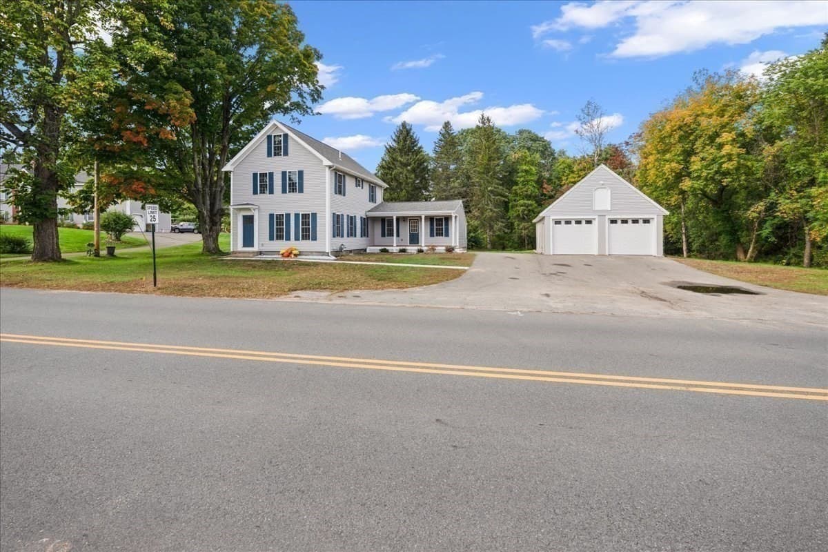 Single Family Residence at 118 Old Groveland Rd, Haverhill MA 01835, Haverhill, photo 36 of 38
