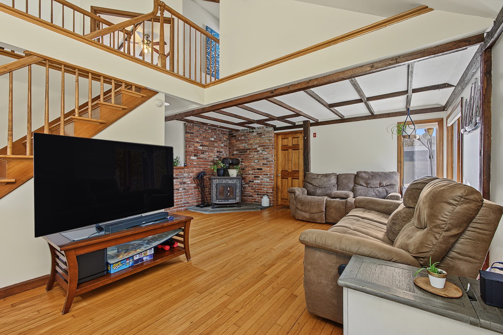 Single Family Residence at 306 Thompson Rd, Webster MA 01570, Webster, photo 13 of 36