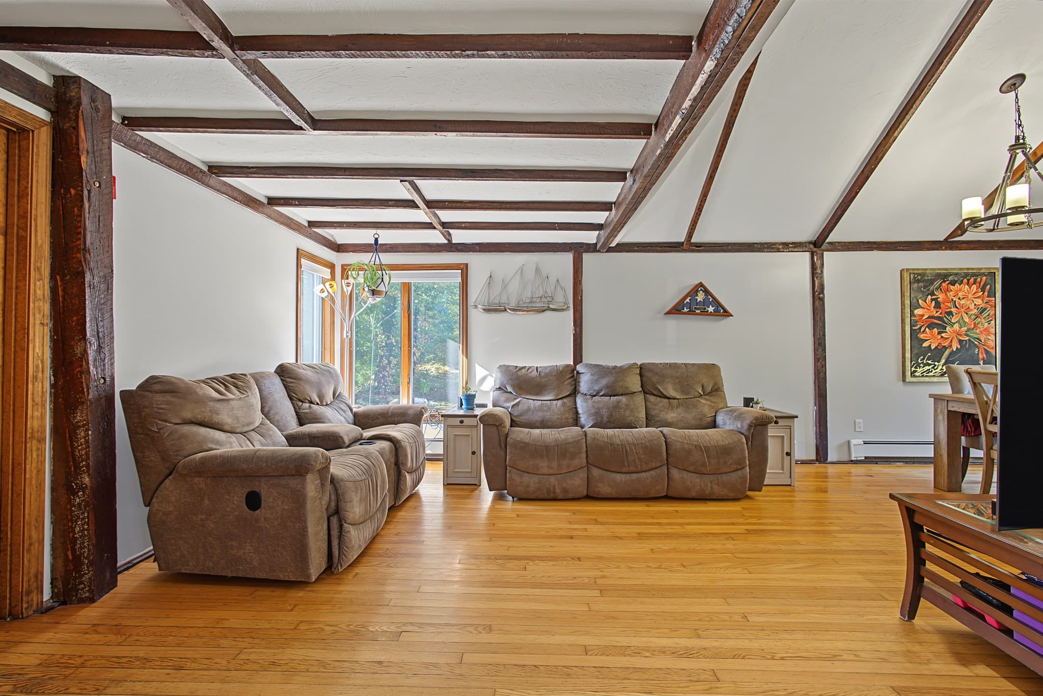 Single Family Residence at 306 Thompson Rd, Webster MA 01570, Webster, photo 17 of 36