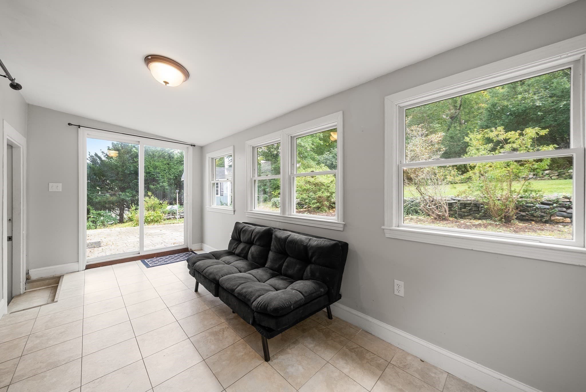 Single Family Residence at 208 Mount Vernon Rd E, Weymouth MA 02189, Weymouth, photo 10 of 21