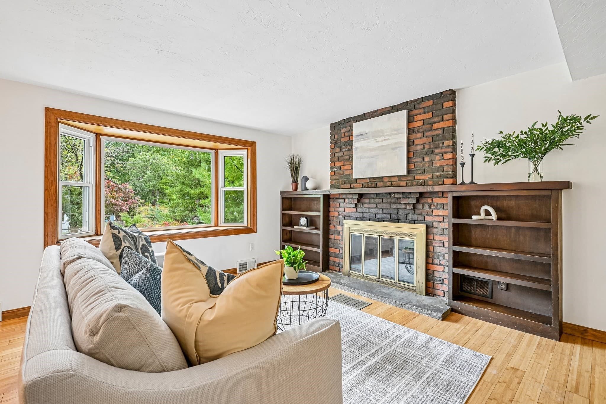 Single Family Residence at 18 Eleanor Rd, Walpole MA 02081, Walpole, photo 6 of 38