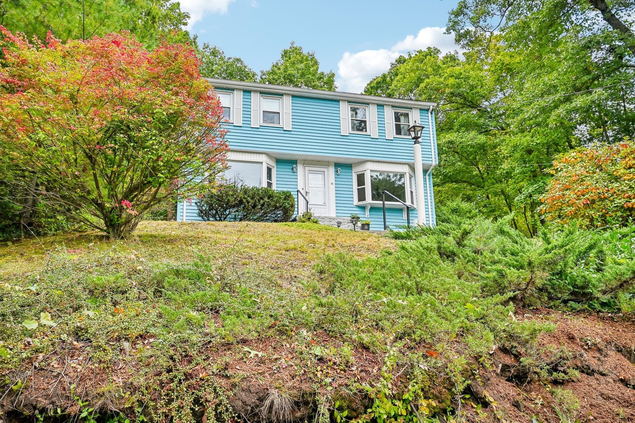 Single Family Residence at 18 Eleanor Rd, Walpole MA 02081, Walpole, photo 5 of 38