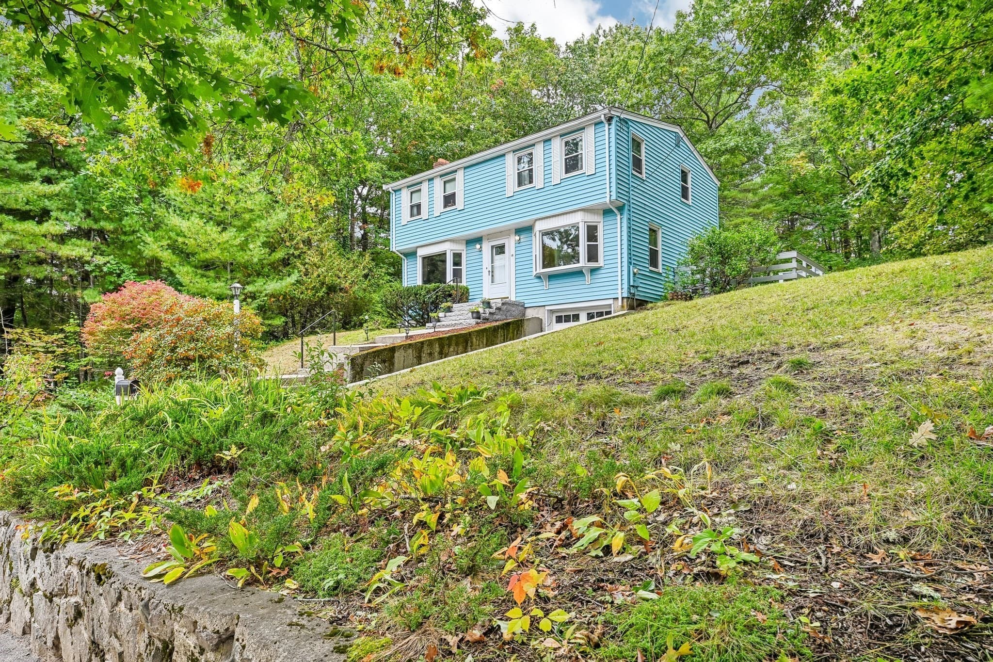 Single Family Residence at 18 Eleanor Rd, Walpole MA 02081, Walpole, photo 4 of 38