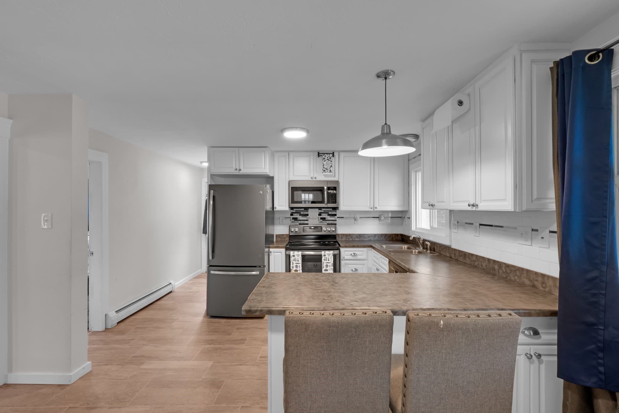 Single Family Residence at 36 Upland Ave, Webster MA 01570, Webster, photo 6 of 33