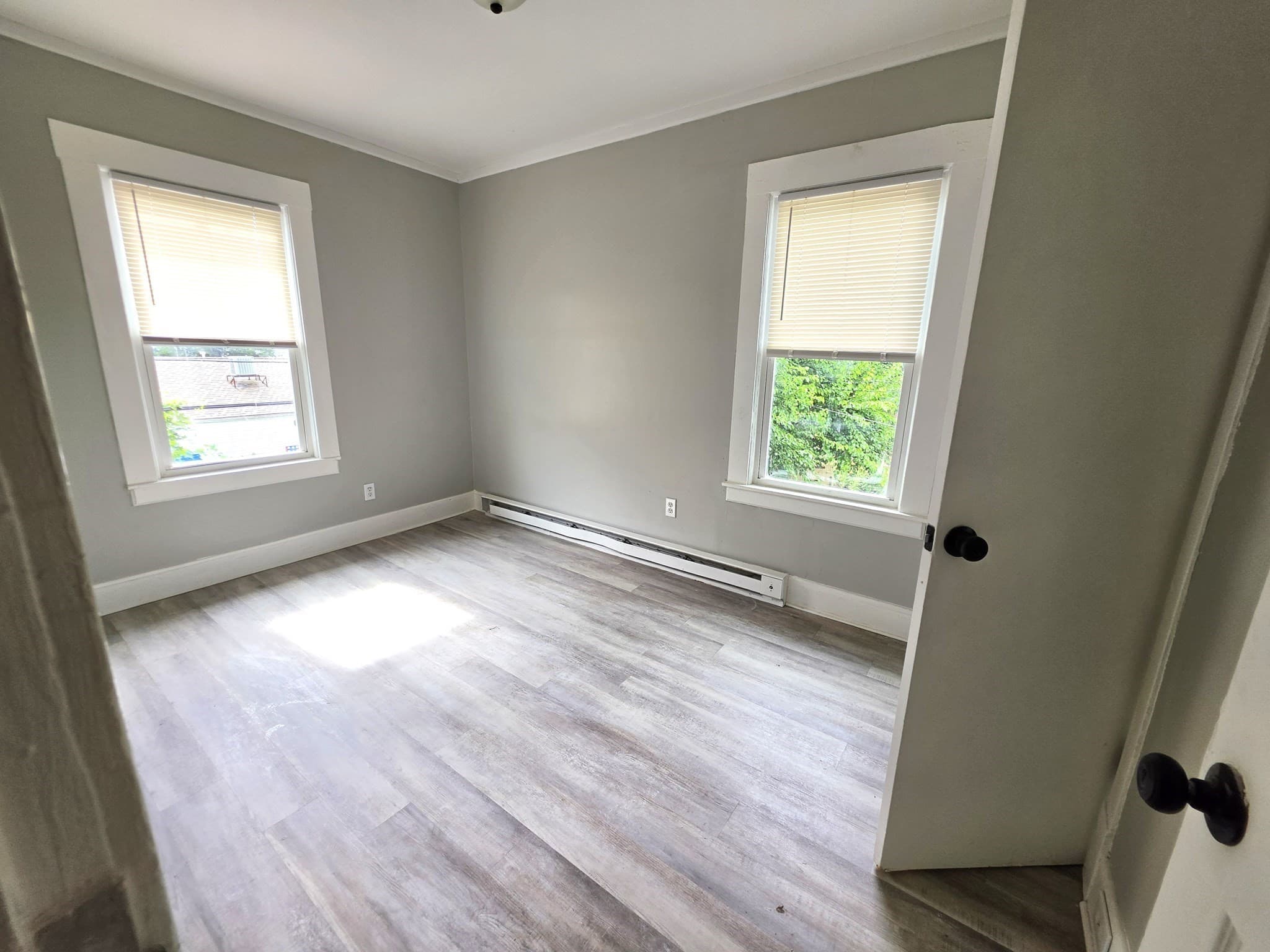 4 Family at 64 Marlborough St, Springfield MA 01109, Springfield, photo 14 of 27