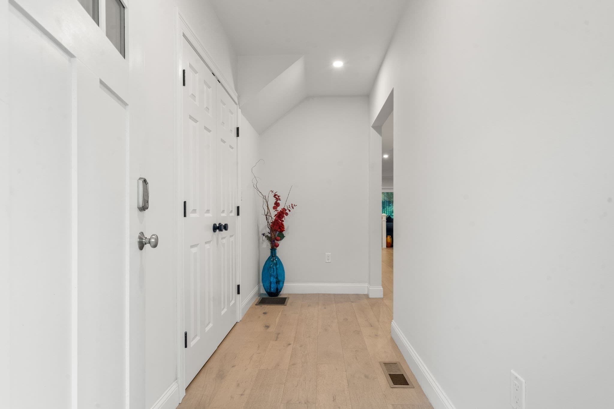 Condominium at 34 Perthshire Road # 34, Boston MA 02135, Boston, photo 3 of 22