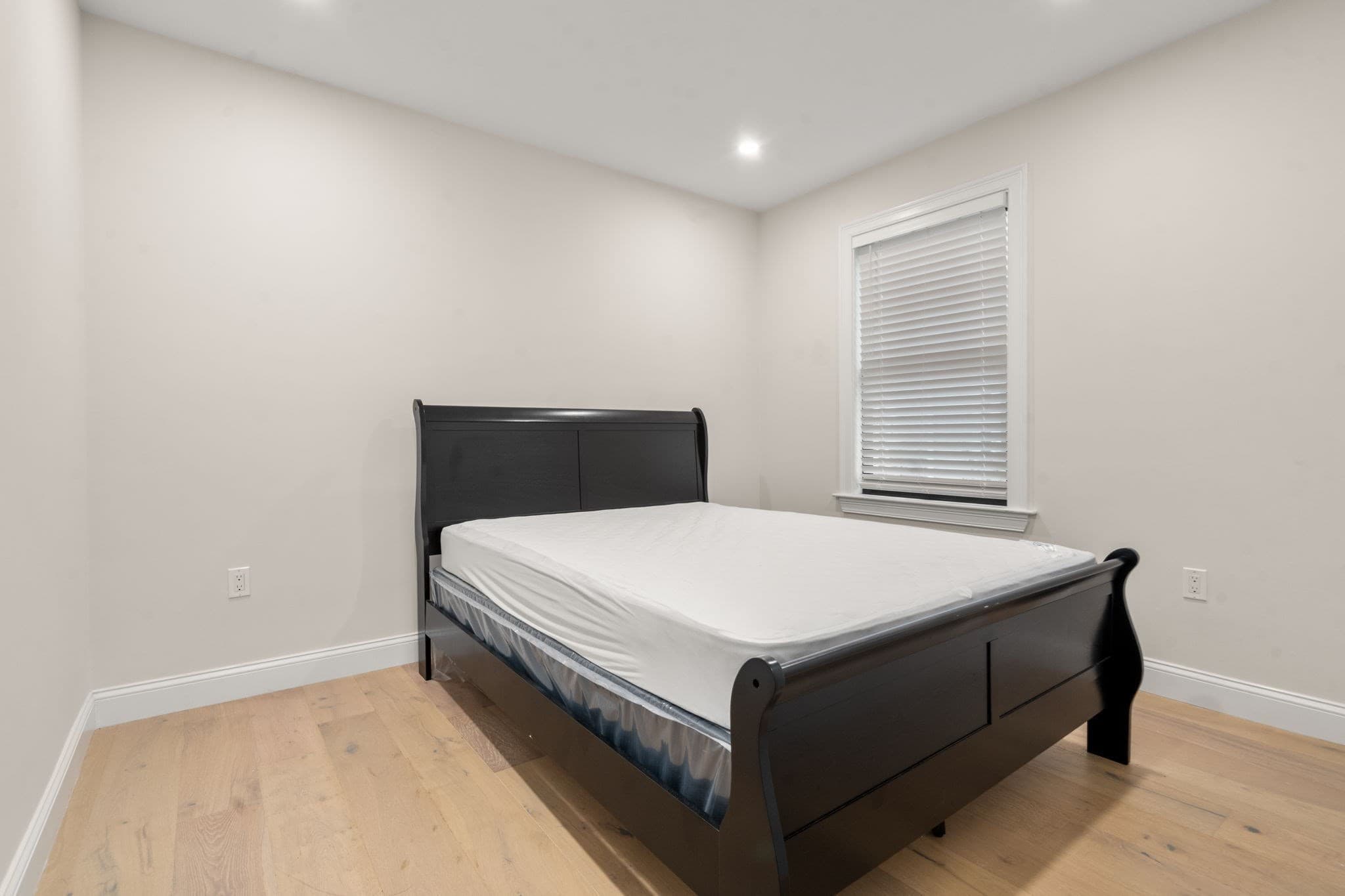 Condominium at 34 Perthshire Road # 34, Boston MA 02135, Boston, photo 11 of 22