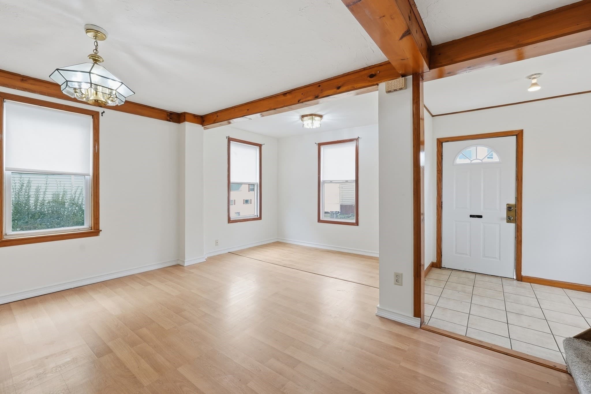 Single Family Residence at 165 Fairmont Ave, Worcester MA 01604, Worcester, photo 5 of 32
