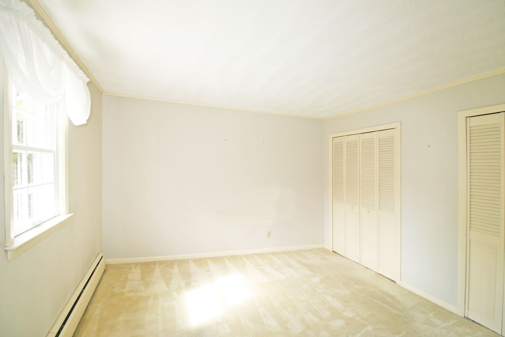 Single Family Residence at 28 South Street, Easthampton MA 01027, Easthampton, photo 10 of 23