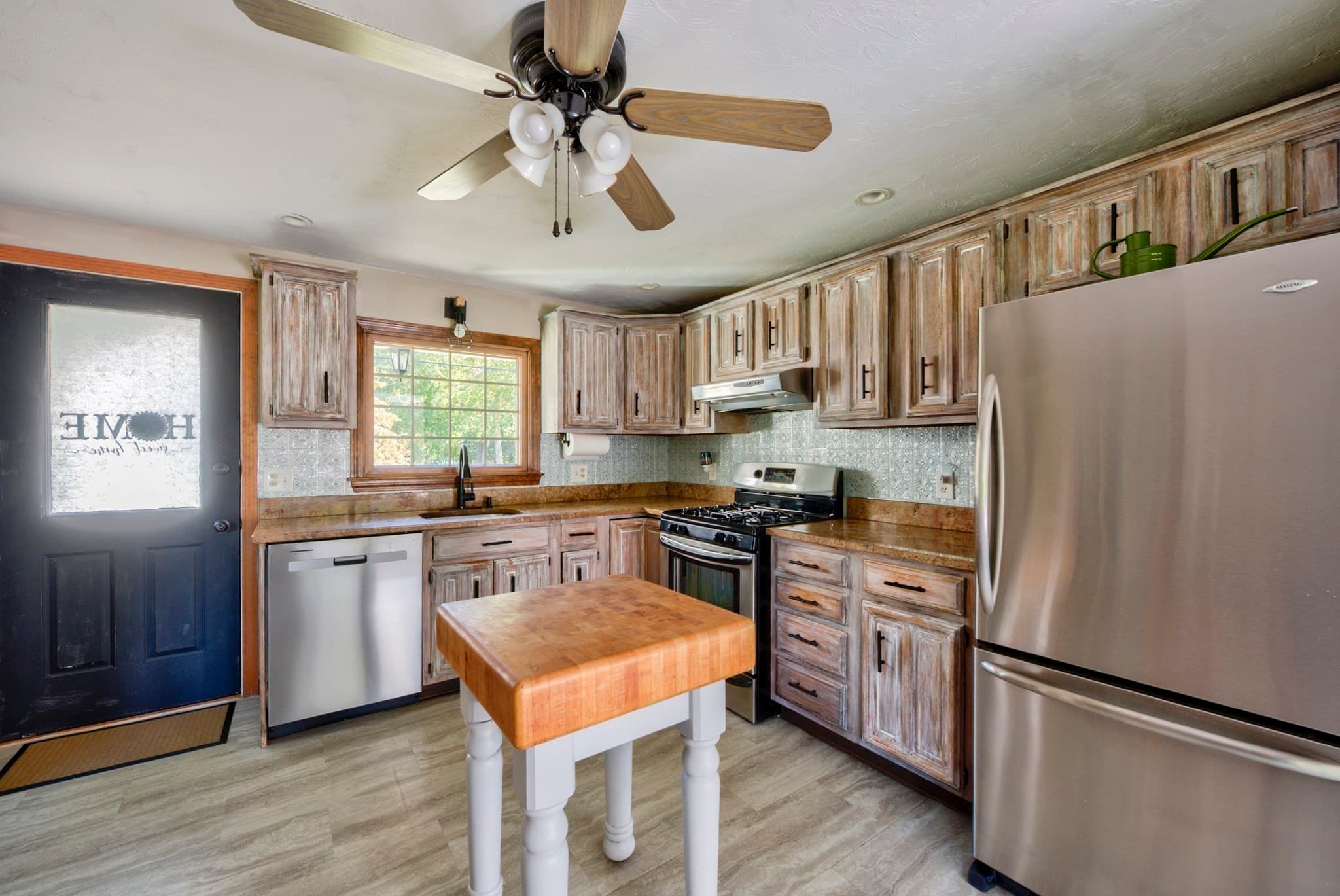 Single Family Residence at 55 Mellen St, Brockton MA 02301, Brockton, photo 11 of 42
