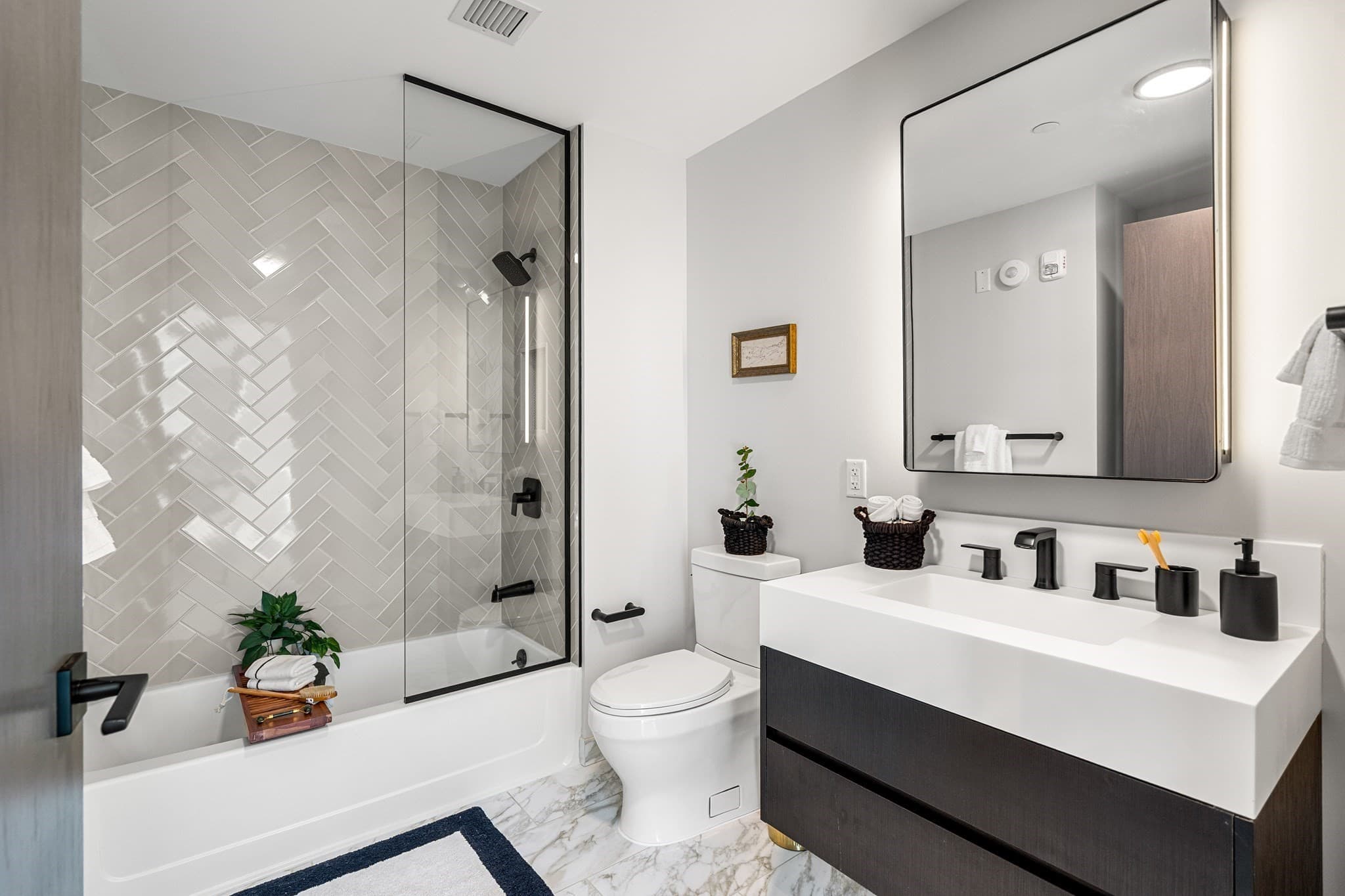 Condominium at 55 Lagrange St, Boston MA 02116, Boston, photo 15 of 27