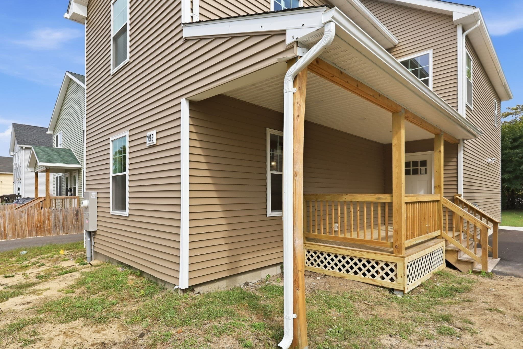 Single Family Residence at 193 Hancock St, Springfield MA 01109, Springfield, photo 2 of 33