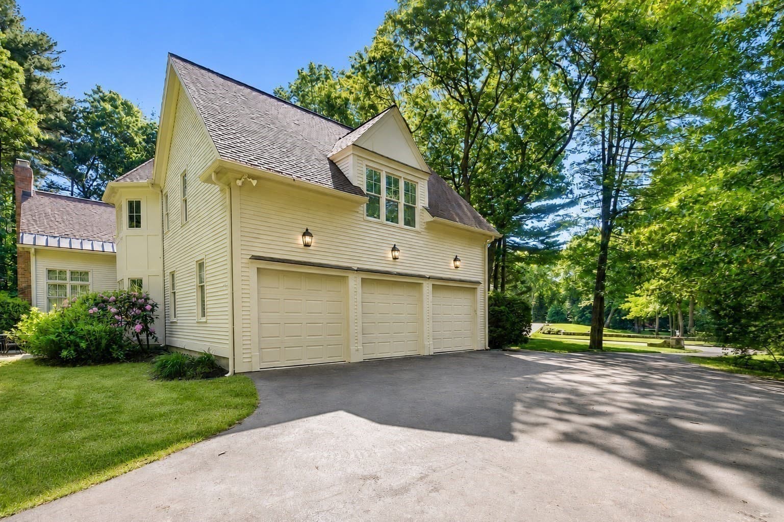 Single Family Residence at 12 Olde Hickory Path, Westborough MA 01581, Westborough, photo 31 of 33