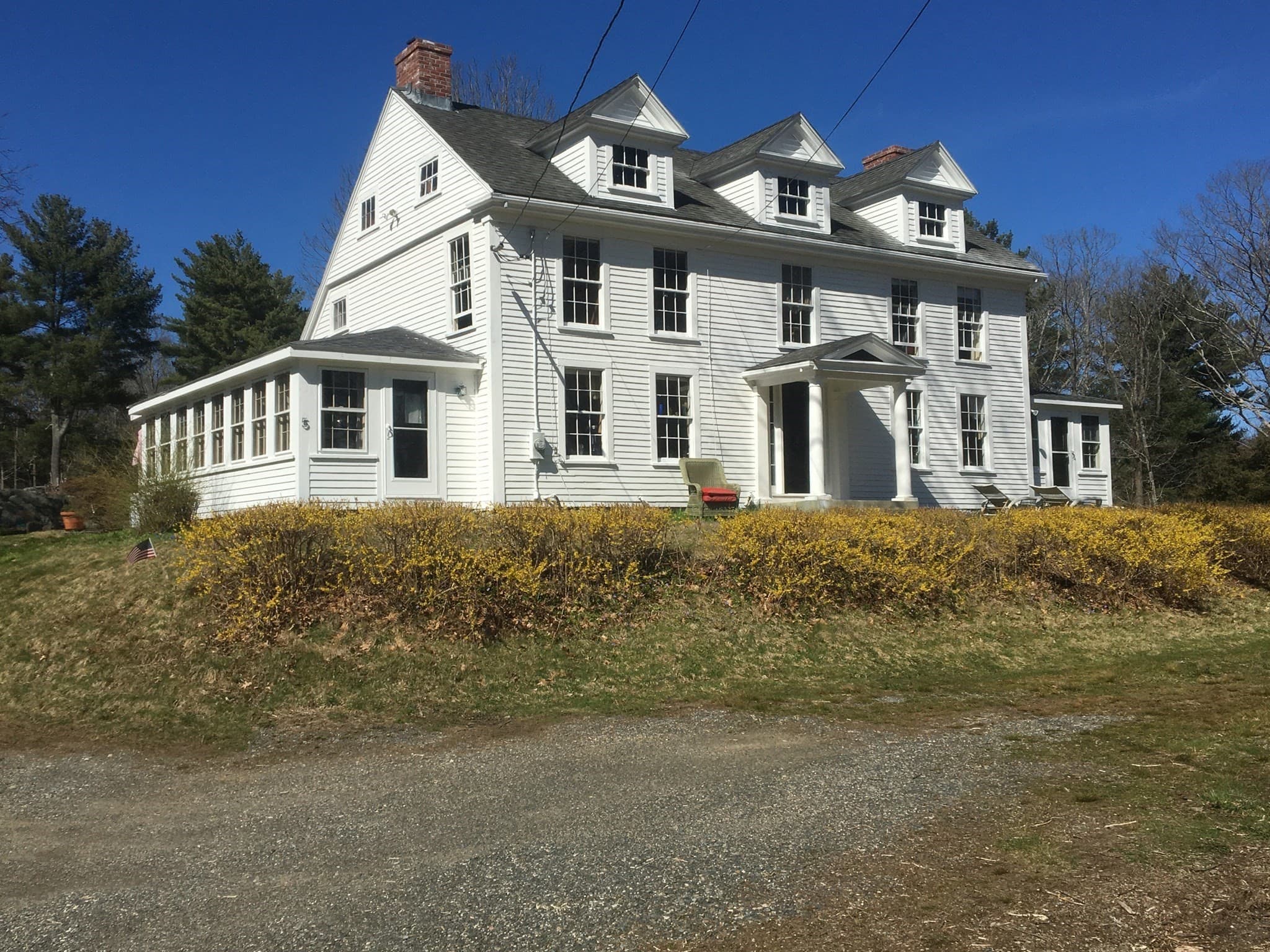 Single Family Residence at 5 Roberts Ct, Gloucester MA 01930, Gloucester, photo 2 of 42