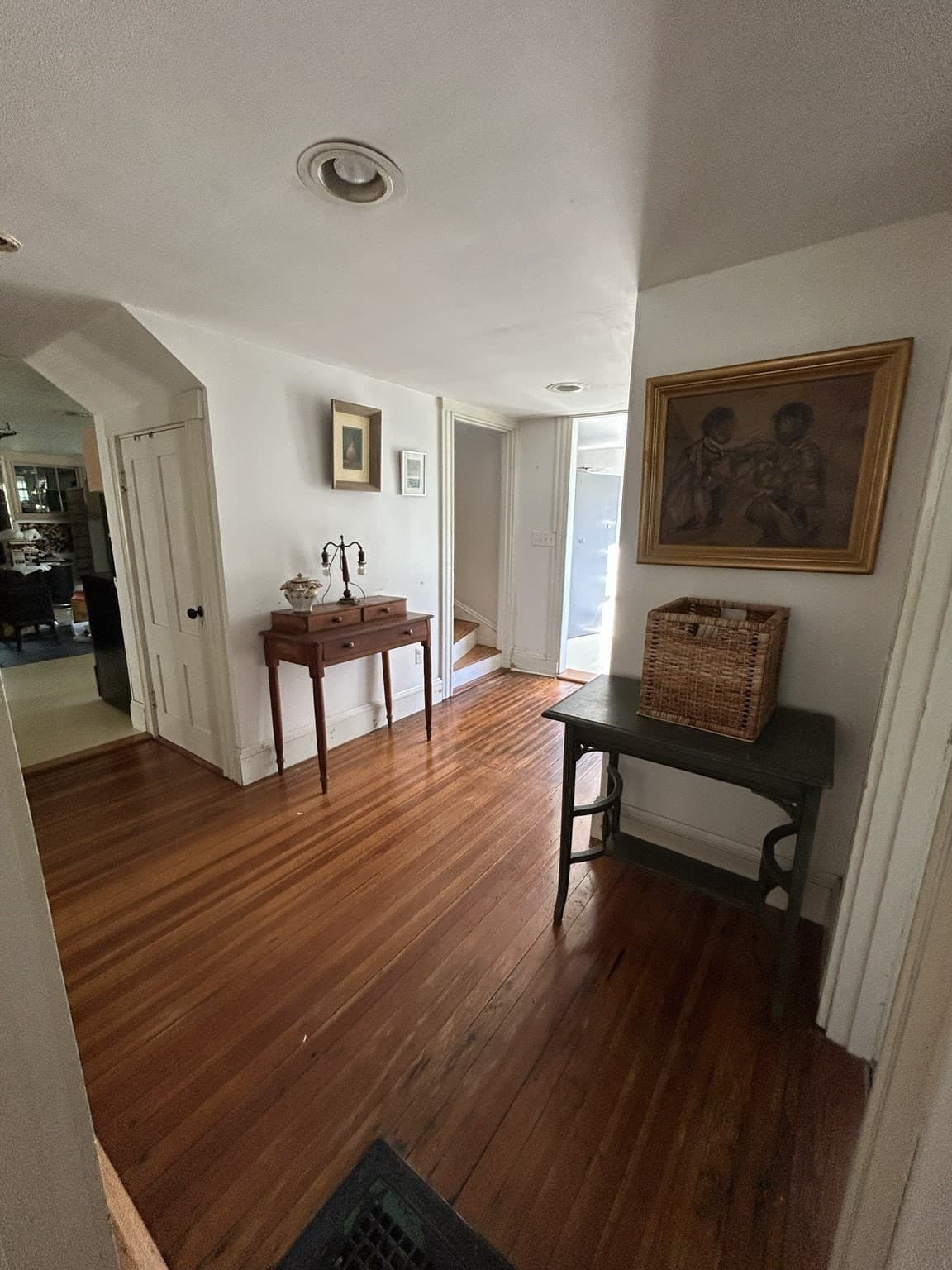 Single Family Residence at 5 Roberts Ct, Gloucester MA 01930, Gloucester, photo 14 of 42
