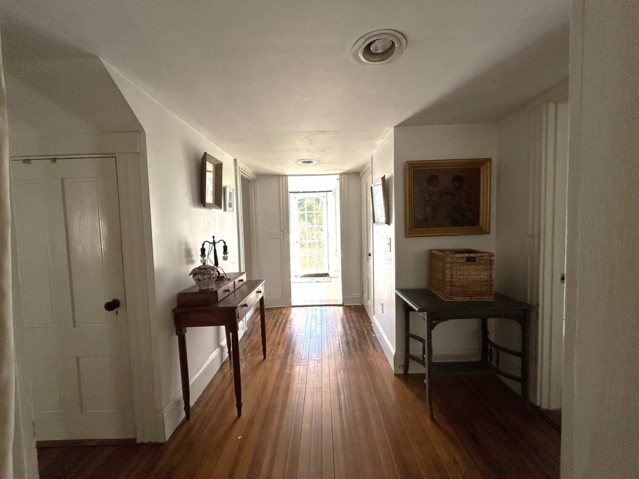 Single Family Residence at 5 Roberts Ct, Gloucester MA 01930, Gloucester, photo 15 of 42