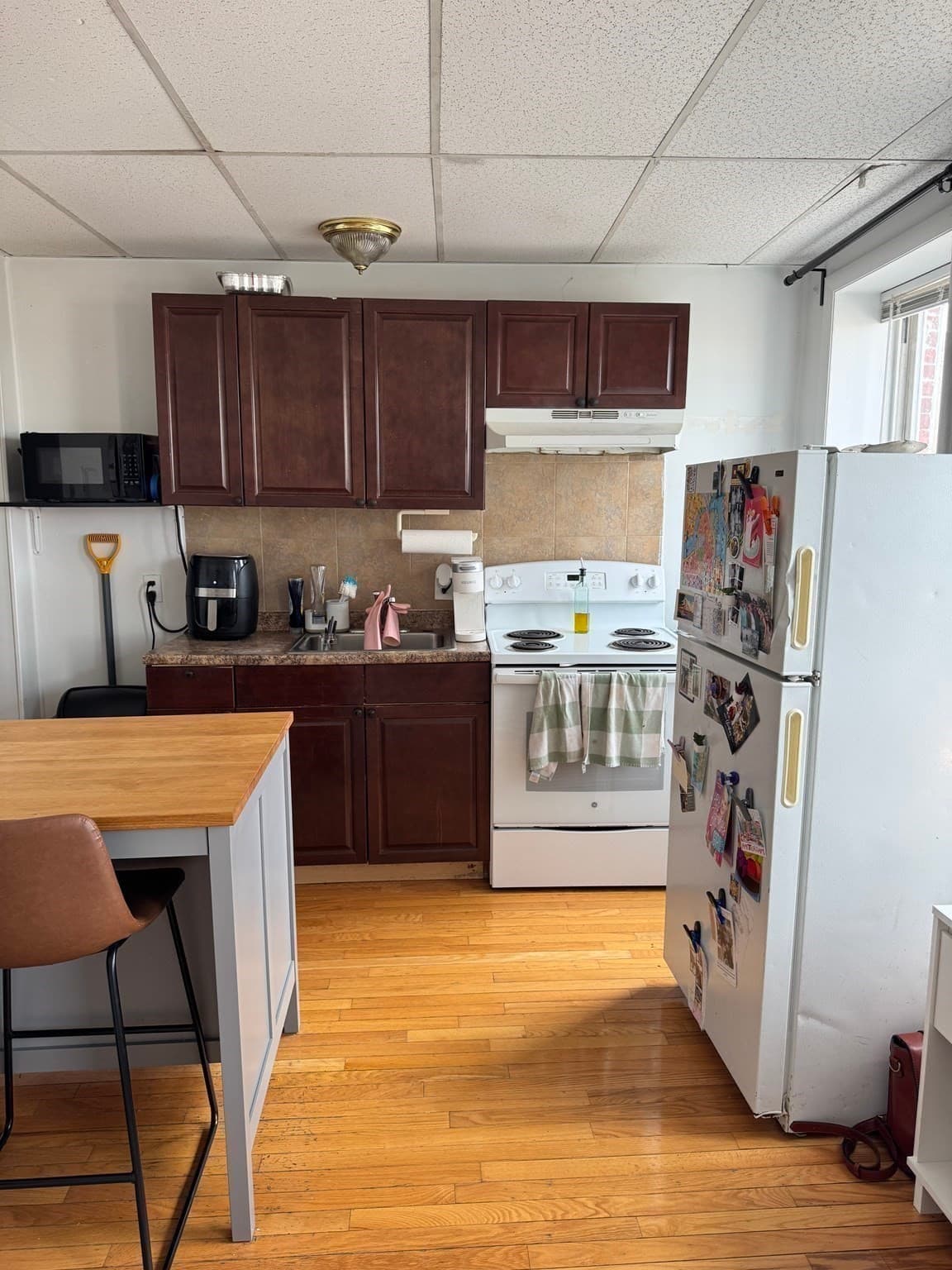 4 Family at 144 Chelsea Street, Boston MA 02128, Boston, photo 8 of 12