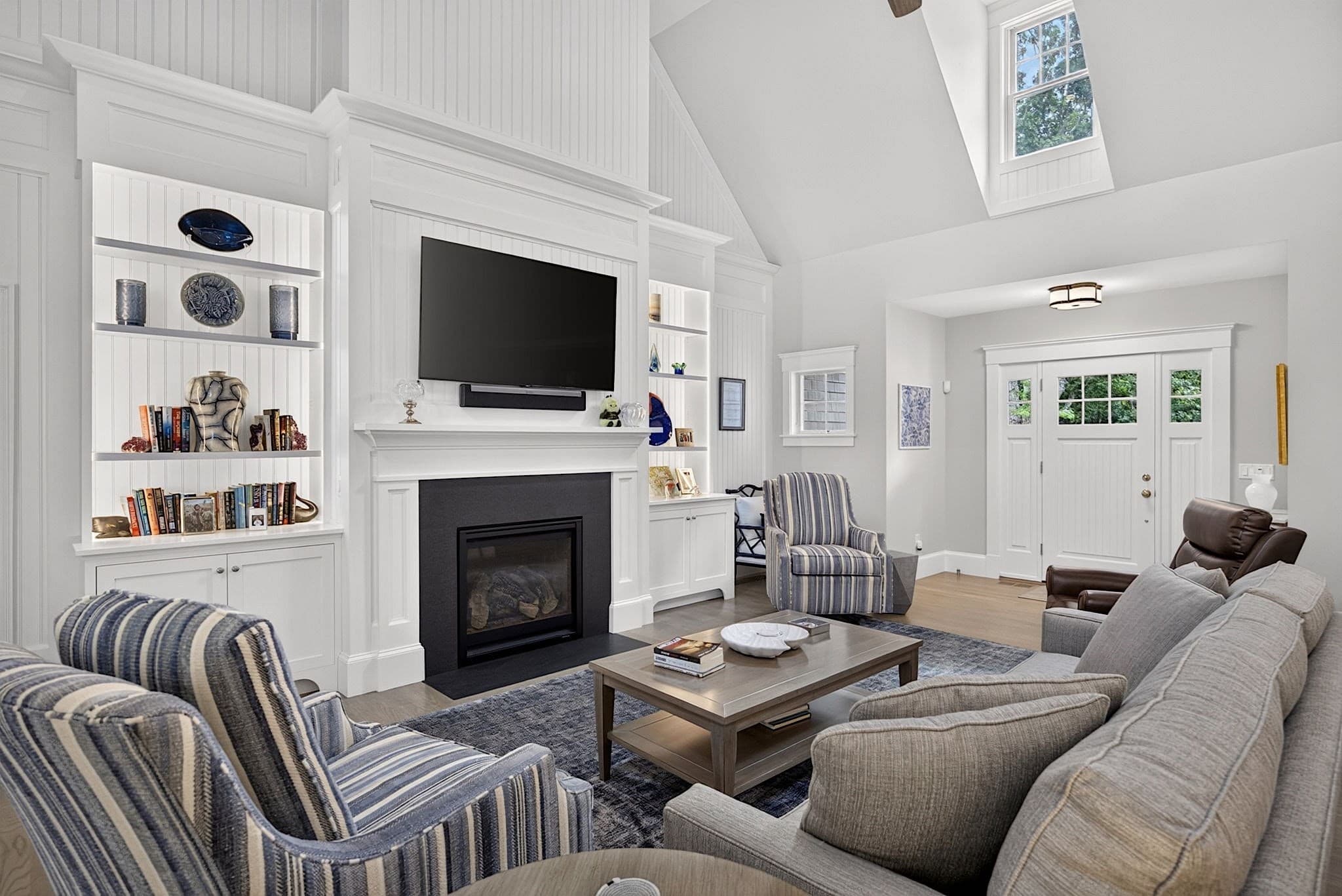 Single Family Residence at 108 Seapuit River Road, Barnstable MA 02655, Barnstable, photo 8 of 42