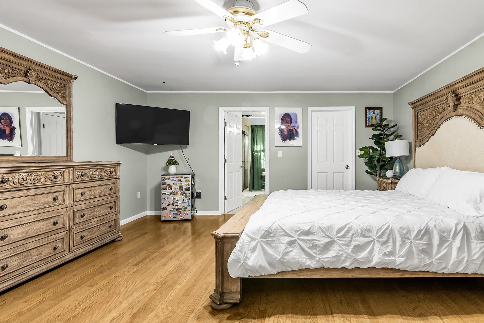 Single Family Residence at 2 Hitching Post Ln, Methuen MA 01844, photo 13 of 42