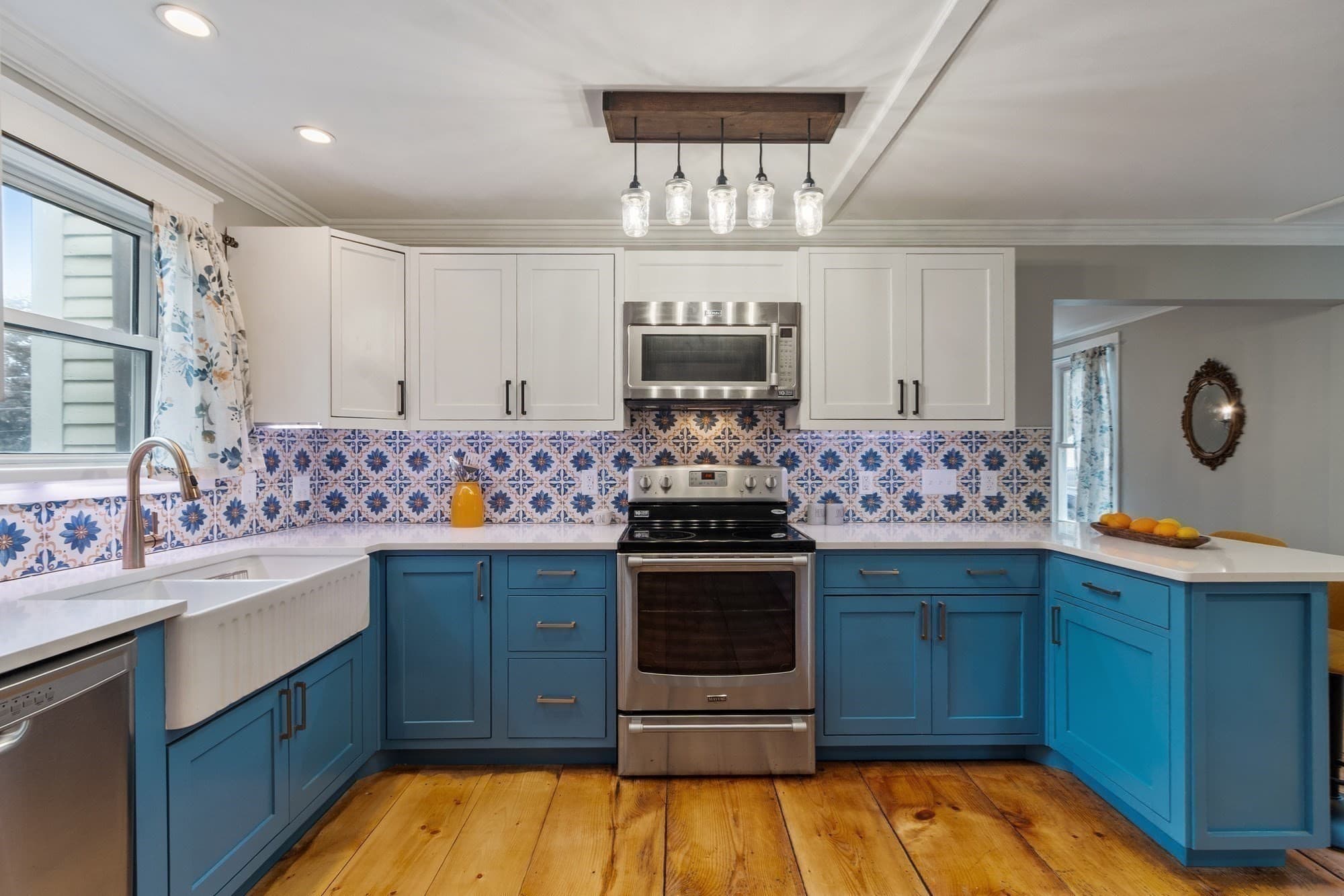Single Family Residence at 2 Hill St, Amesbury MA 01913, Amesbury, photo 5 of 39