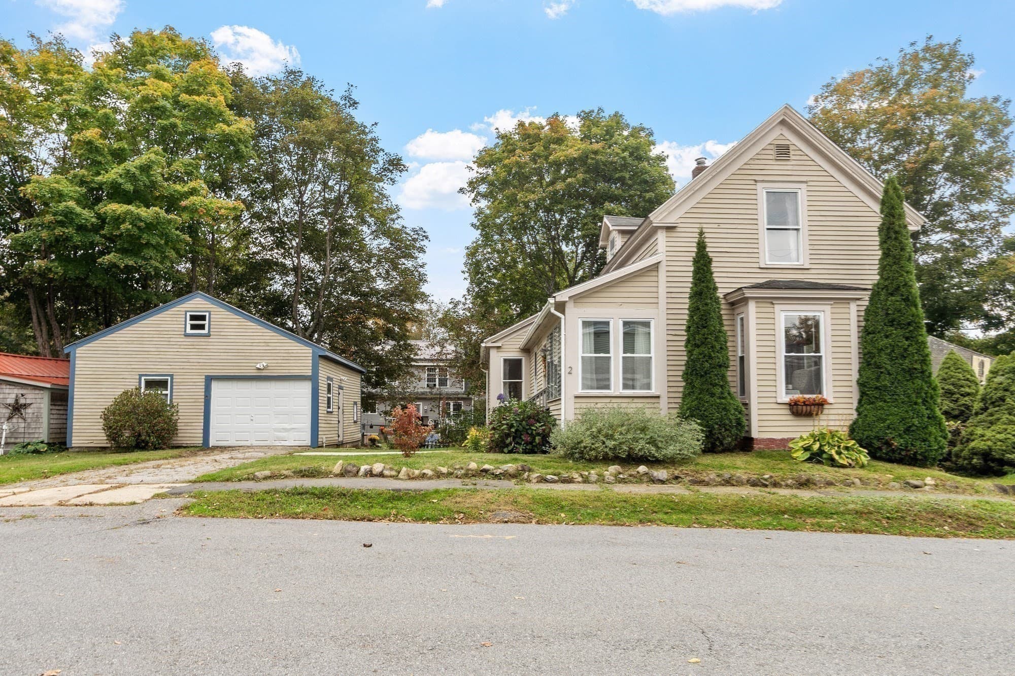 Single Family Residence at 2 Hill St, Amesbury MA 01913, Amesbury, photo 39 of 39