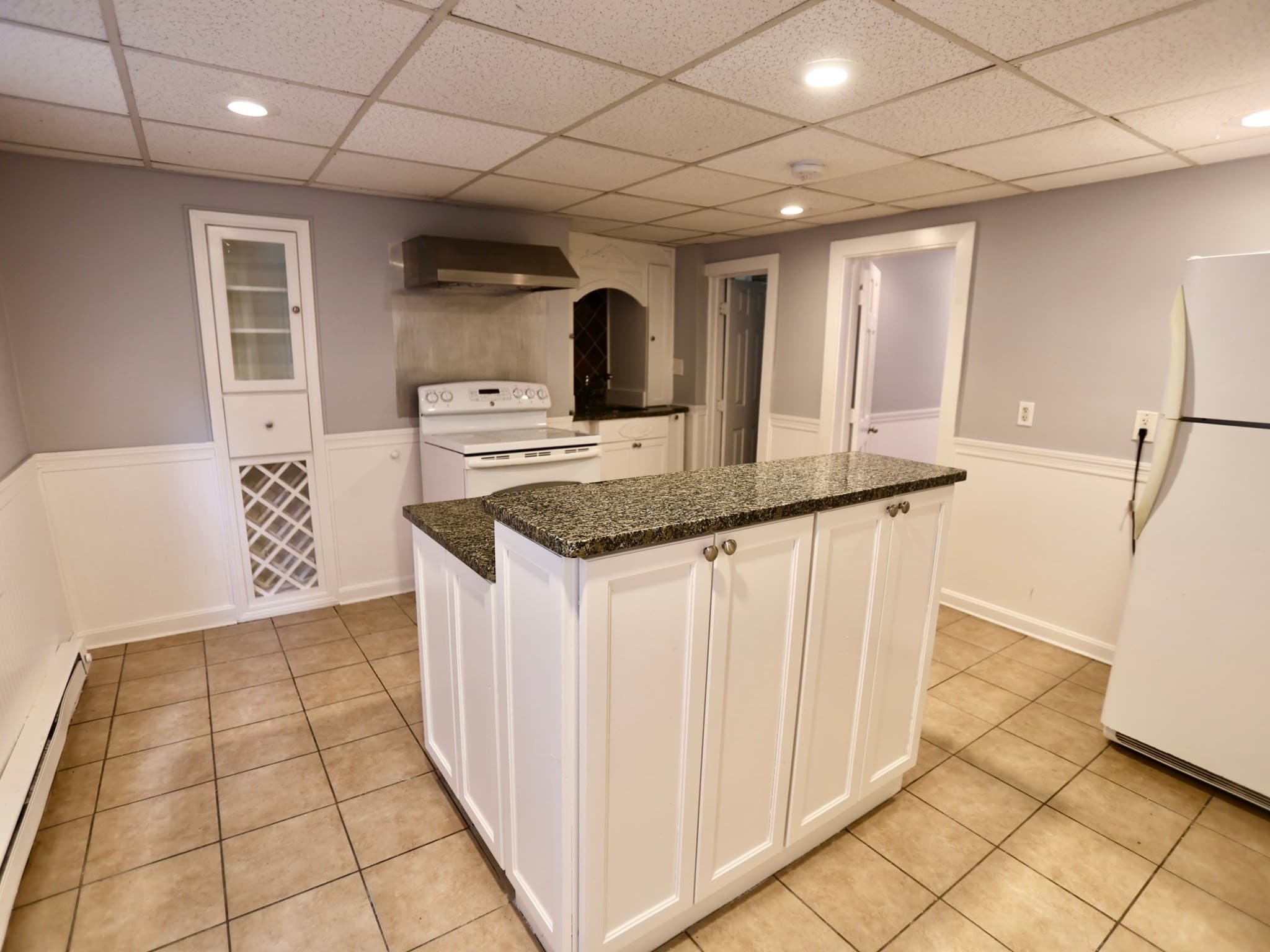 4 Family at 6 Berkeley St, Worcester MA 01605, Worcester, photo 4 of 21