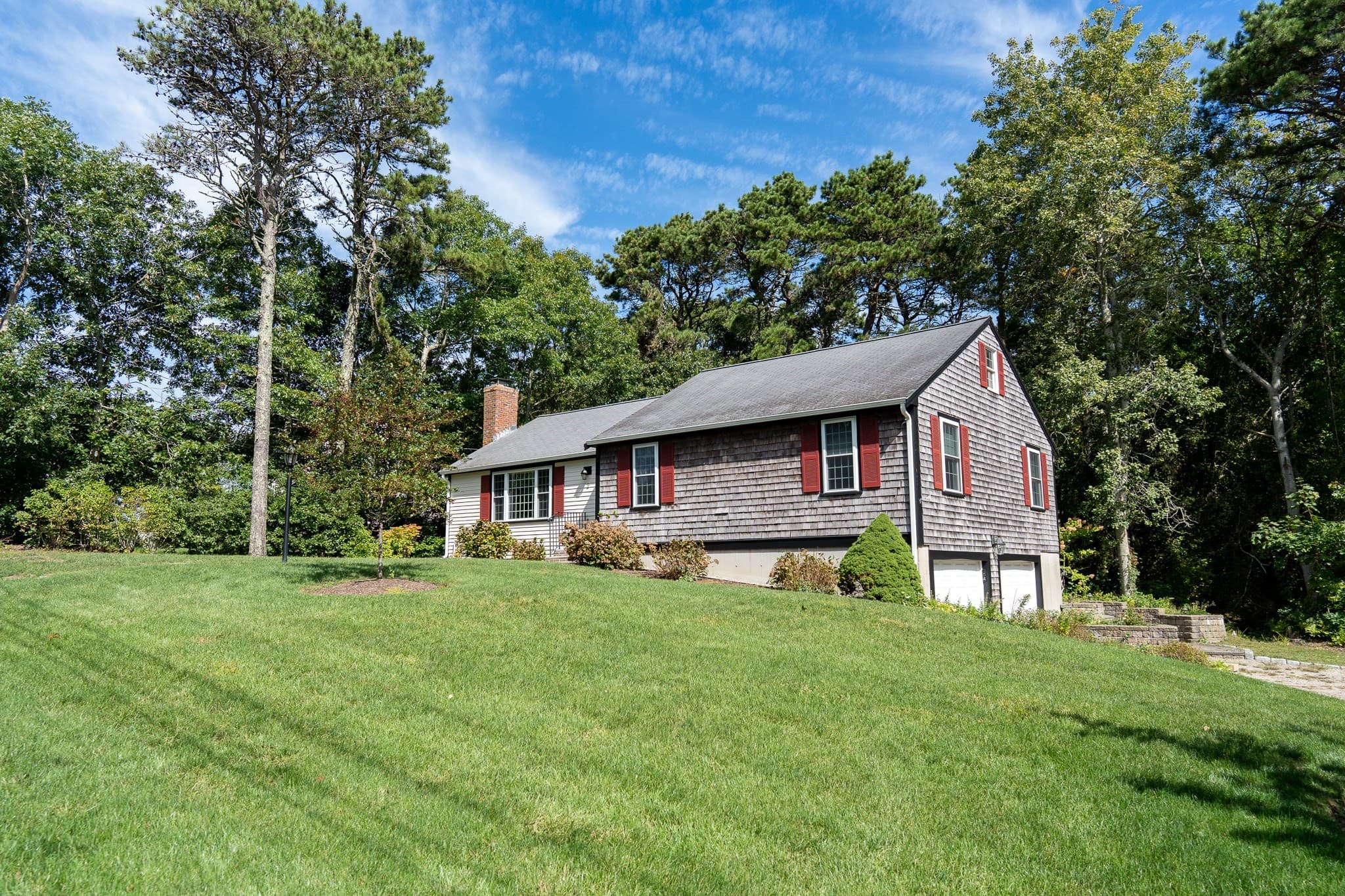 Single Family Residence at 2 Mohegan Ln, Yarmouth MA 02675, Yarmouth, photo 3 of 23