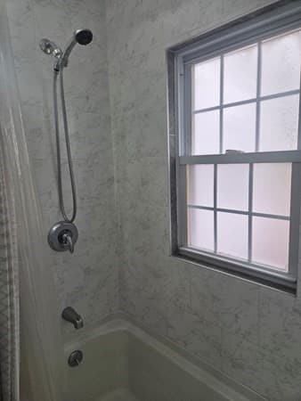 Single Family Residence at 20 Ridgewood Rd, Worcester MA 01606, photo 17 of 37