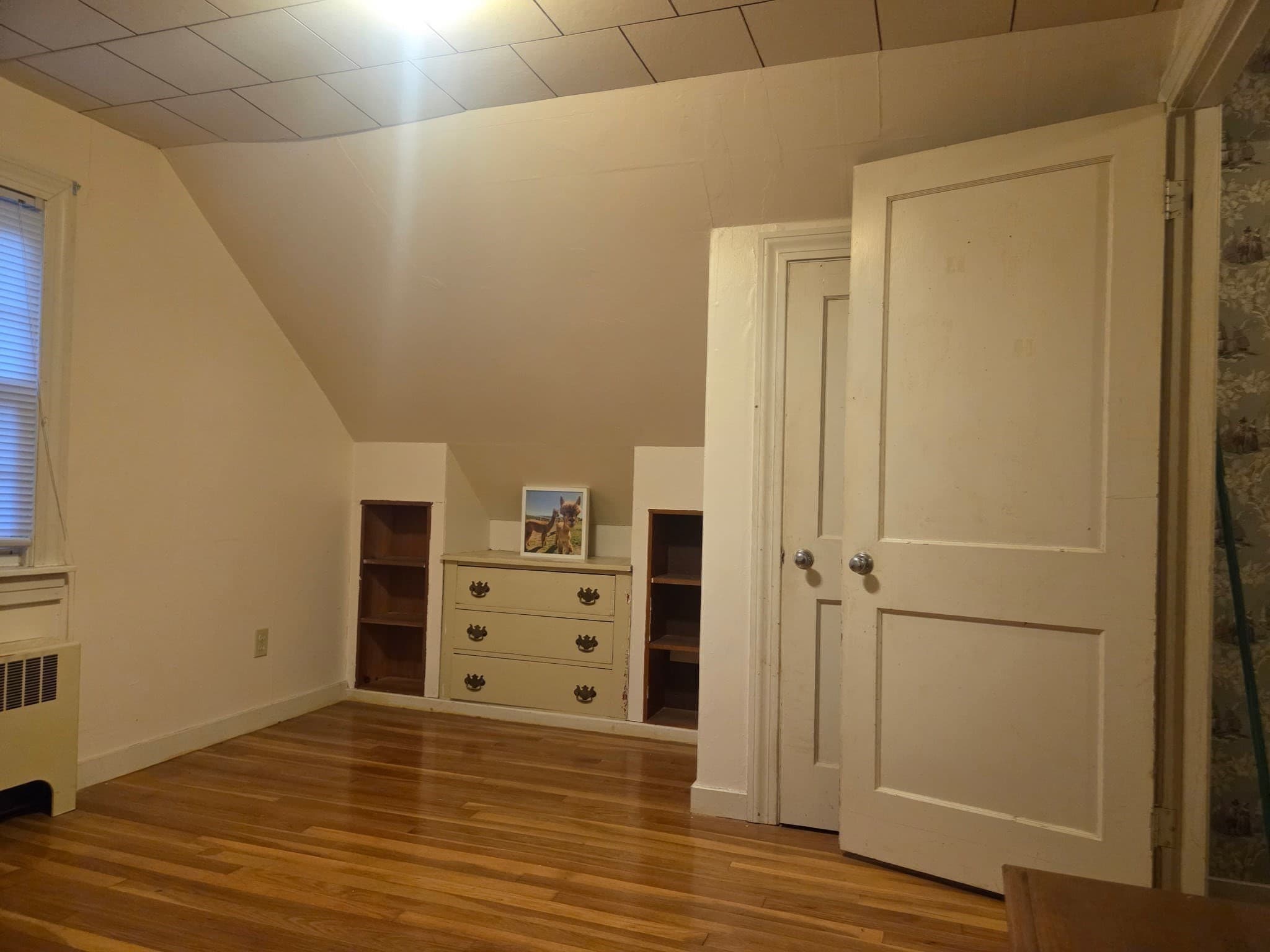 Single Family Residence at 20 Ridgewood Rd, Worcester MA 01606, photo 29 of 37