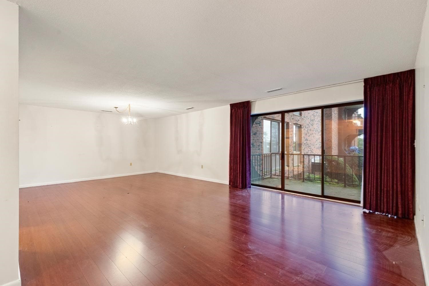 Condominium at 1008 Paradise Road # 2J, Swampscott MA 01907, Swampscott, photo 13 of 38
