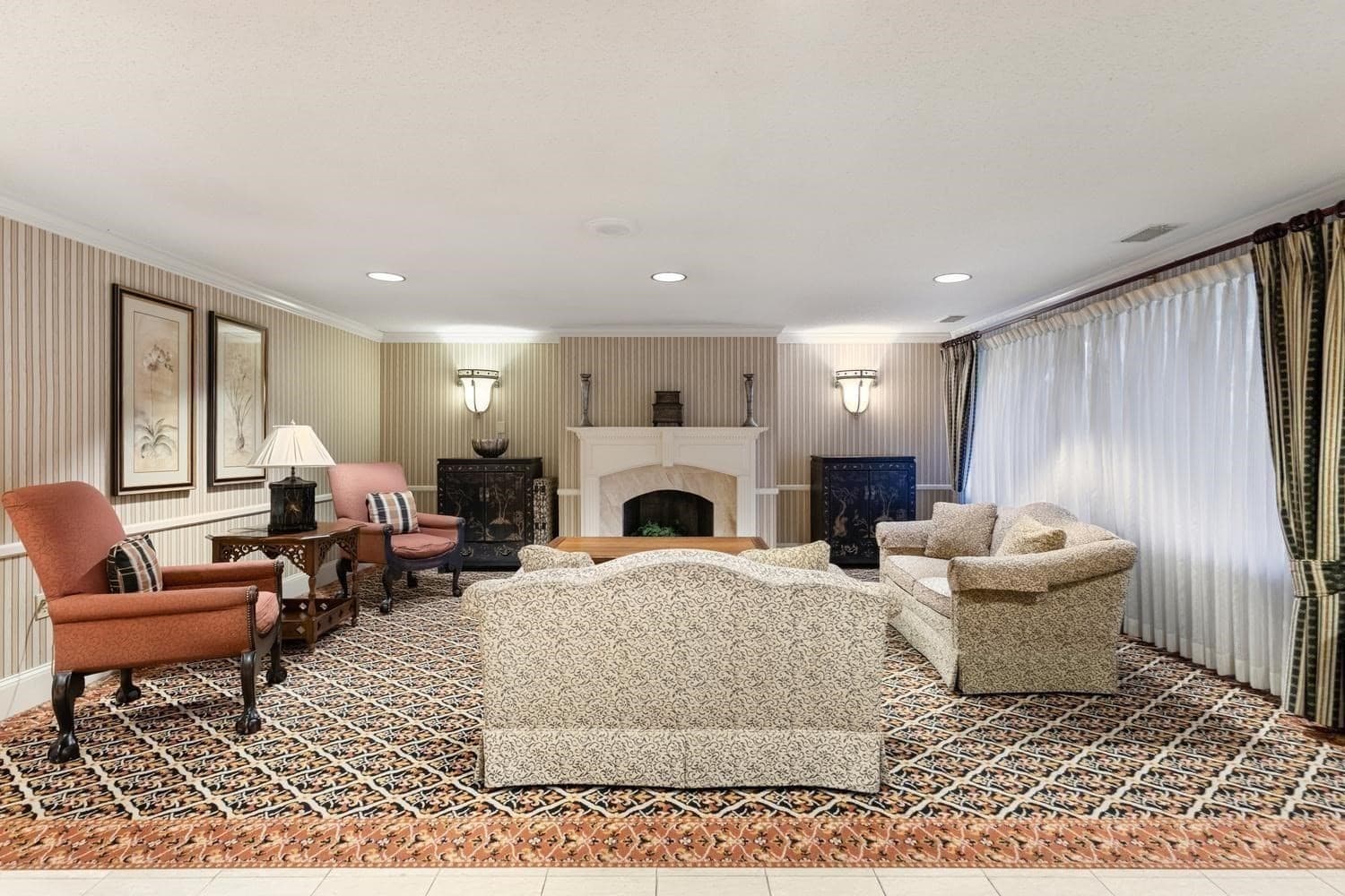 Condominium at 1008 Paradise Road # 2J, Swampscott MA 01907, Swampscott, photo 37 of 38