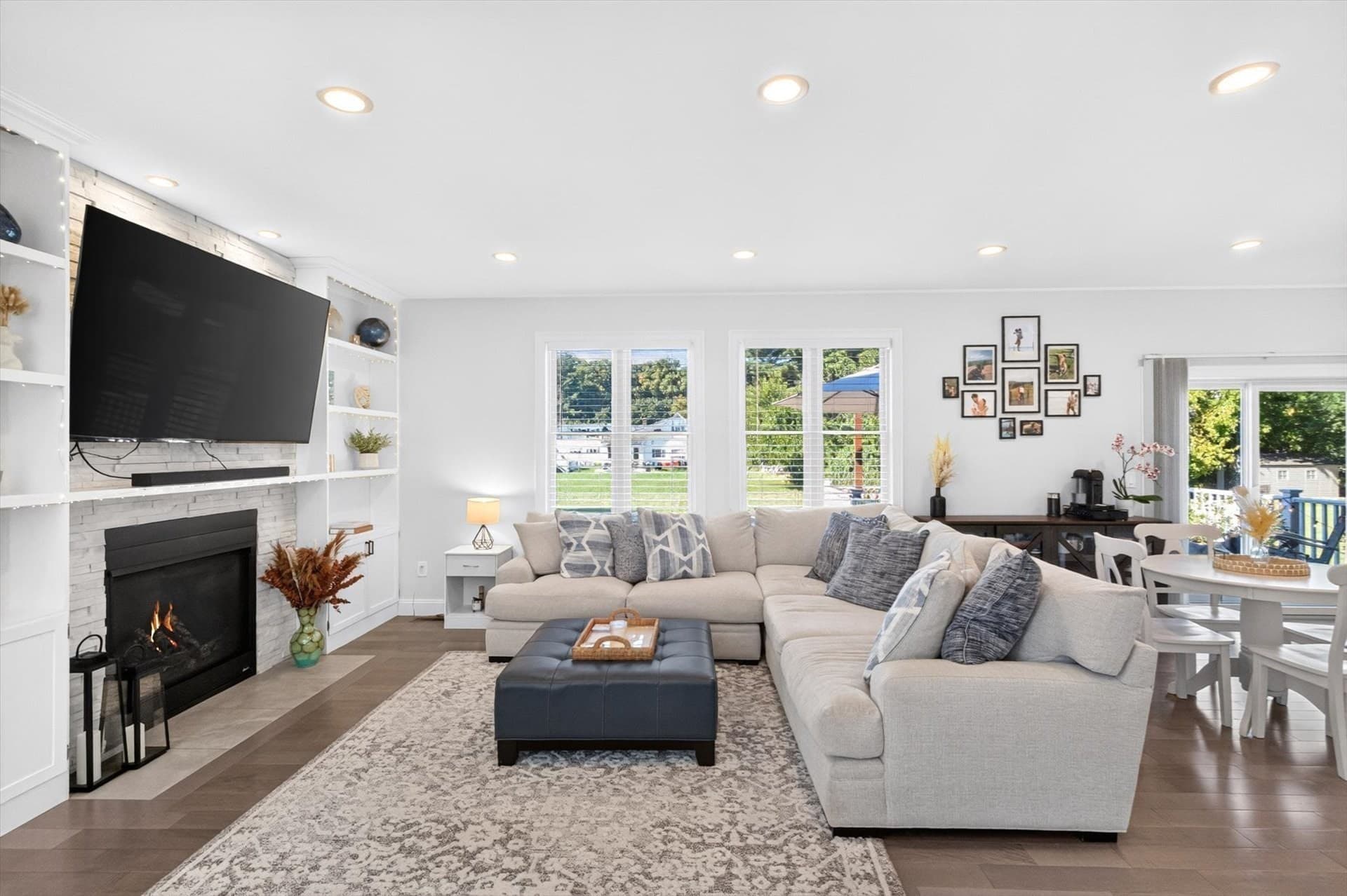 Single Family Residence at 537 Southwick Rd, Westfield MA 01085, photo 11 of 42