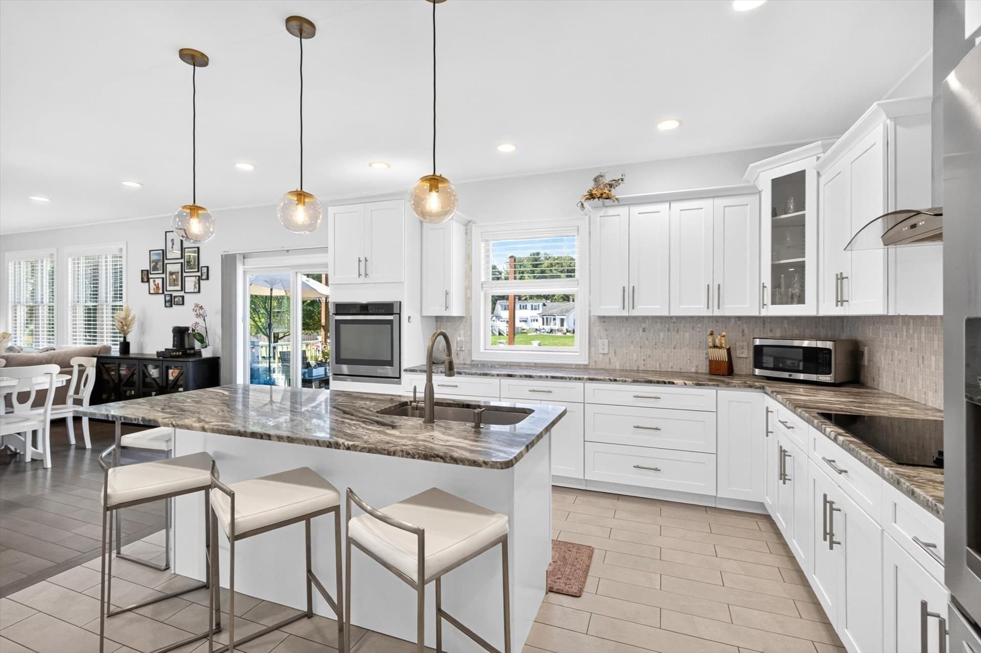 Single Family Residence at 537 Southwick Rd, Westfield MA 01085, photo 19 of 42