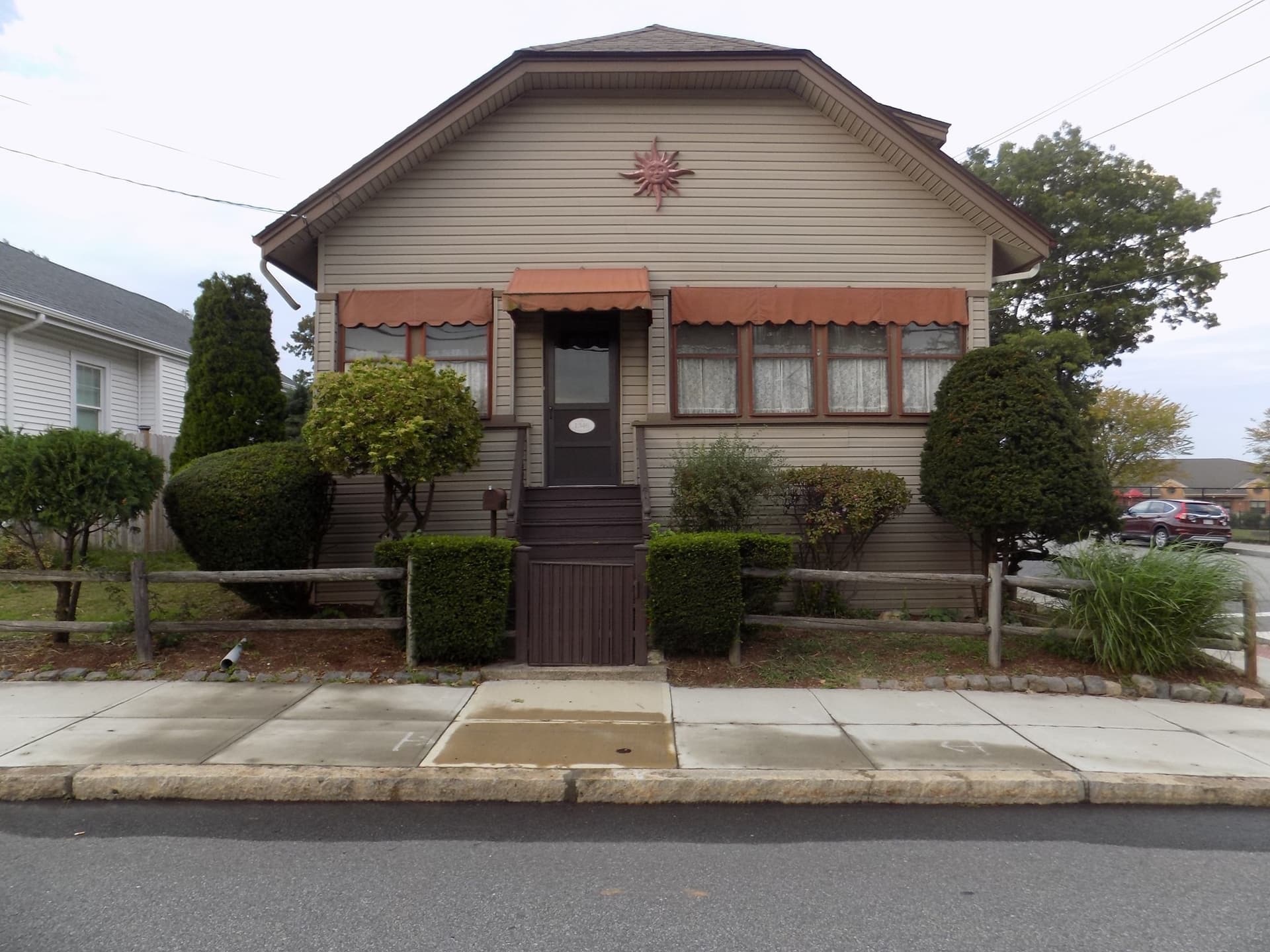 1346 President Ave., Fall River MA 02720