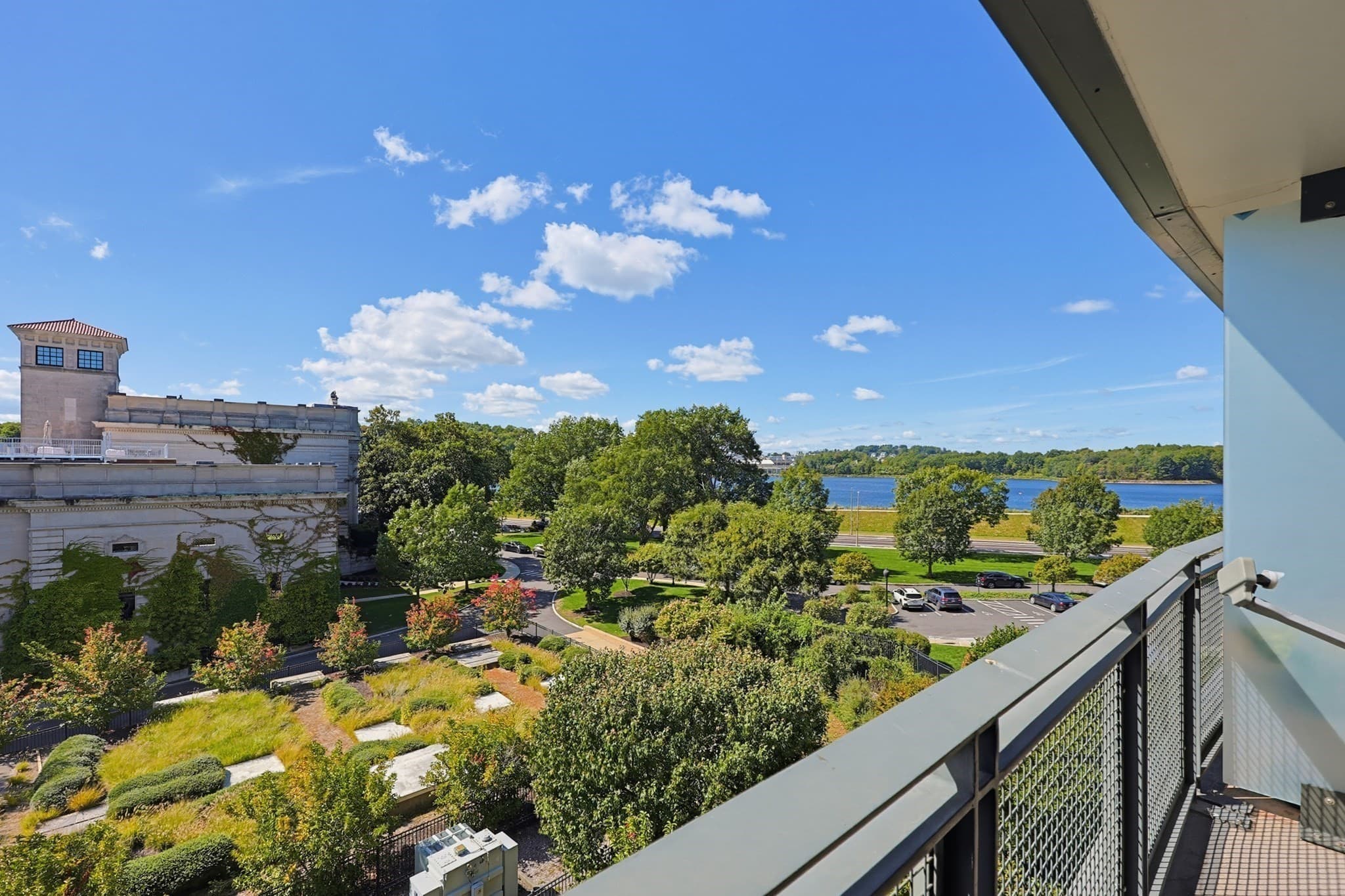 Condominium at 2400 Beacon # 404, Boston MA 02467, Boston, photo 10 of 42