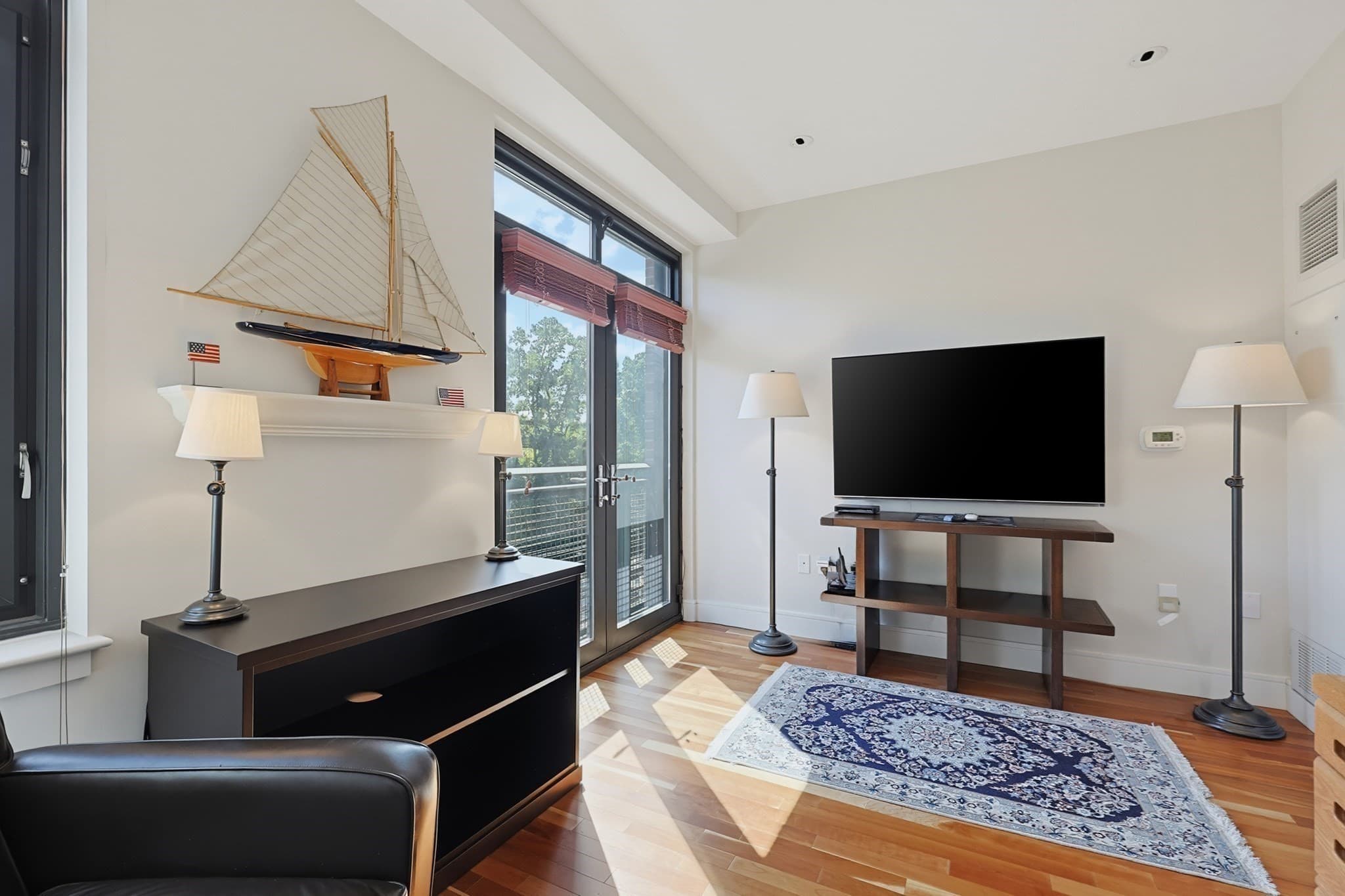 Condominium at 2400 Beacon # 404, Boston MA 02467, Boston, photo 19 of 42