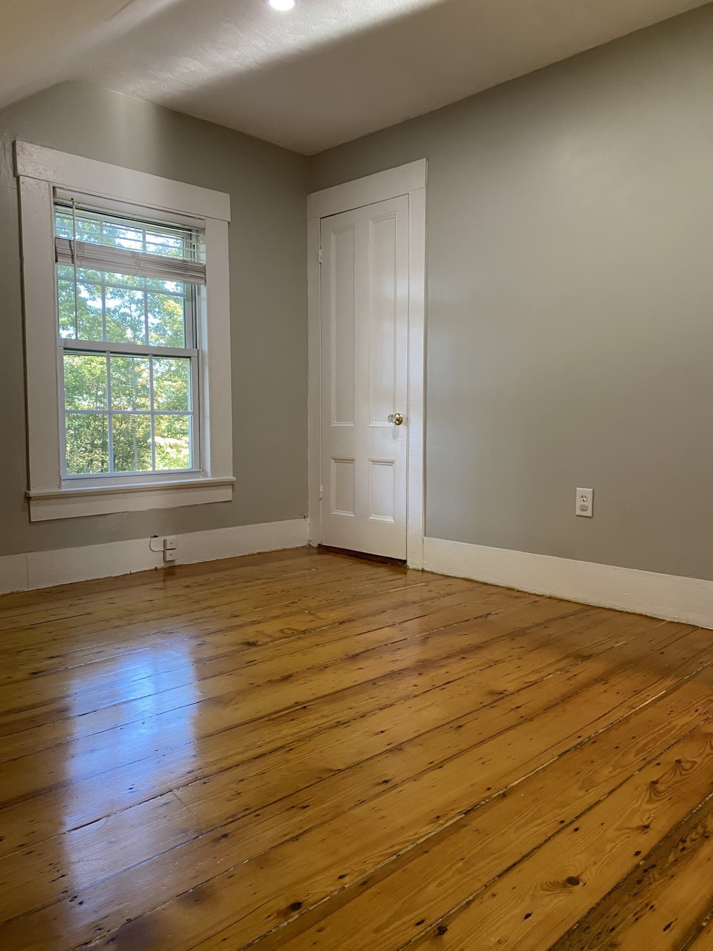Apartment at 6 Edgehill Road # 2, Woburn MA 01801, photo 9 of 17