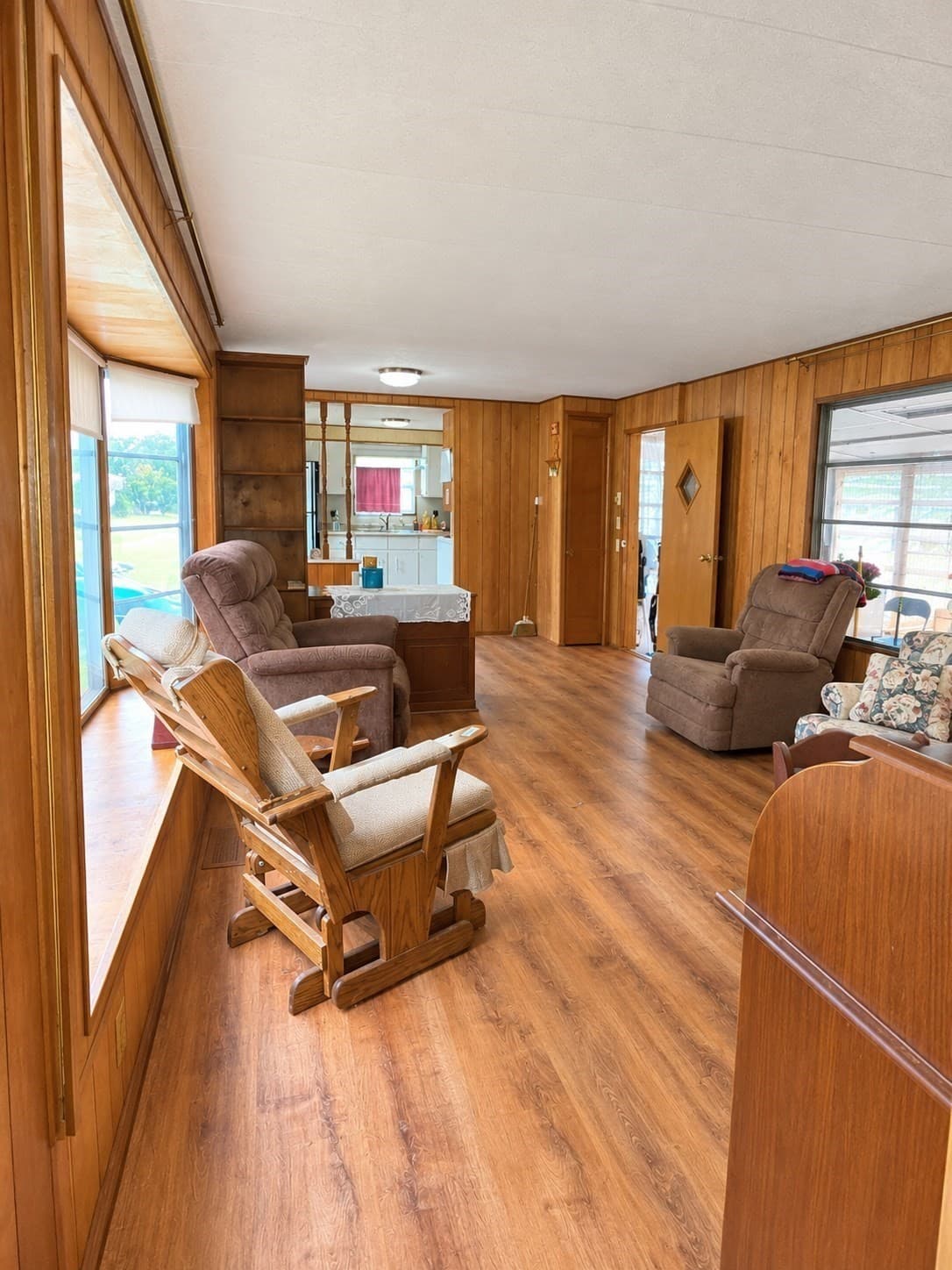 Mobile Home at 300 East Washington St # R30, North Attleboro MA 02760, North Attleboro, photo 6 of 14