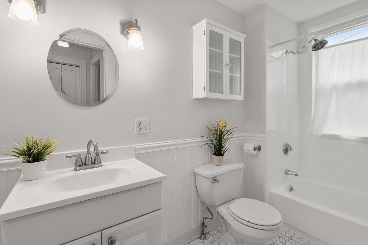 Condominium at 82 Tuttle St # 1, Boston MA 02125, Boston, photo 12 of 24
