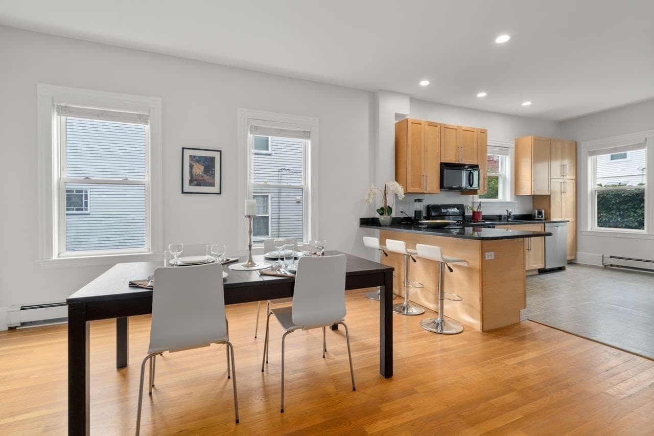 Condominium at 82 Tuttle St # 1, Boston MA 02125, Boston, photo 10 of 24