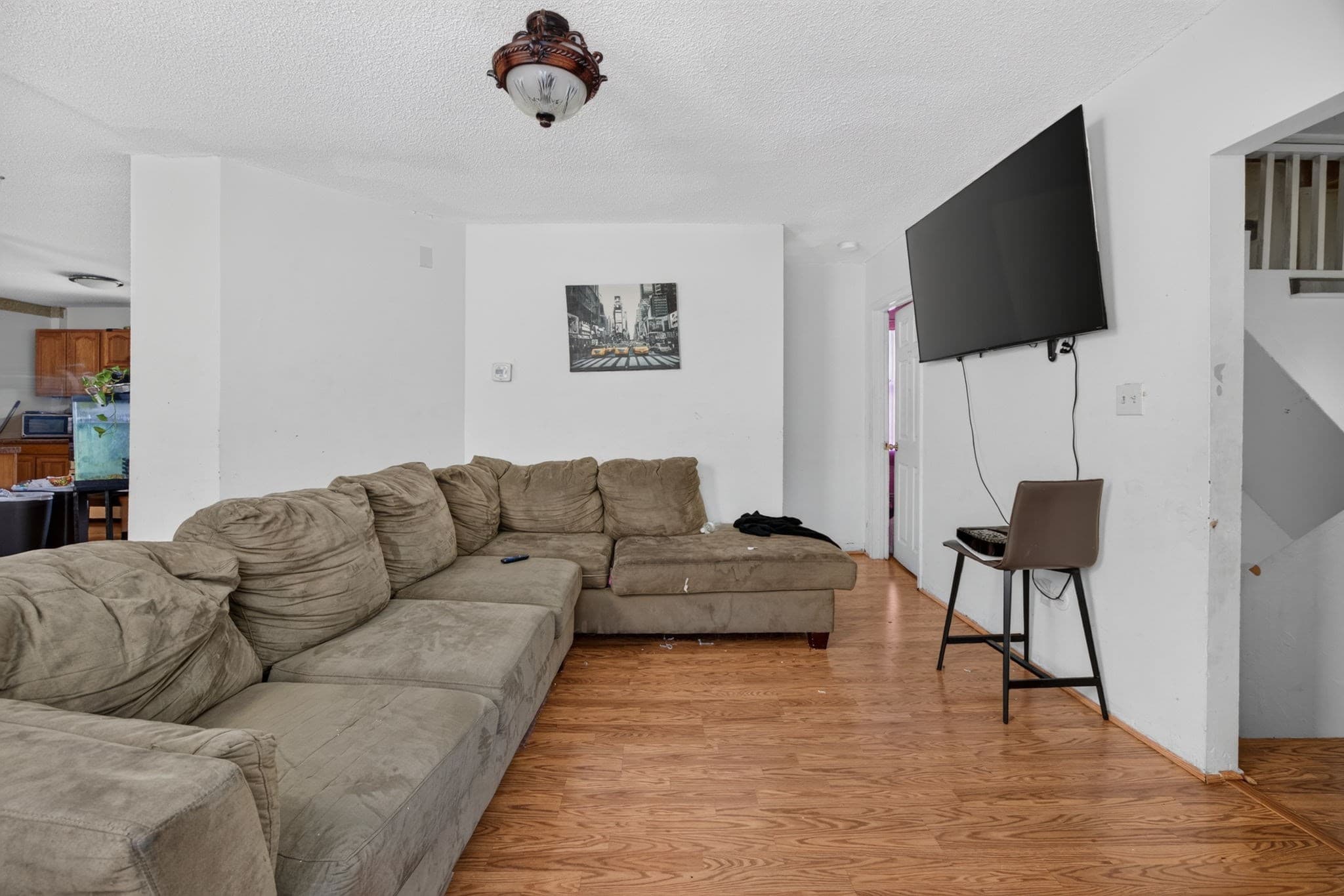 Multi Family at 98 Lafayette Park, Lynn MA 01902, Lynn, photo 6 of 16