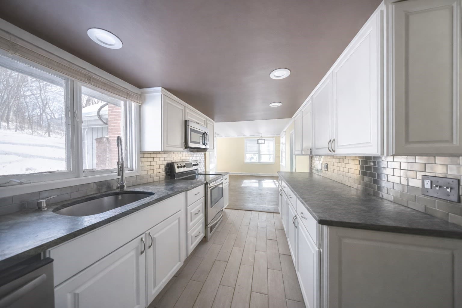Single Family Residence at 7 West St, Melrose MA 02176, Melrose, photo 7 of 21
