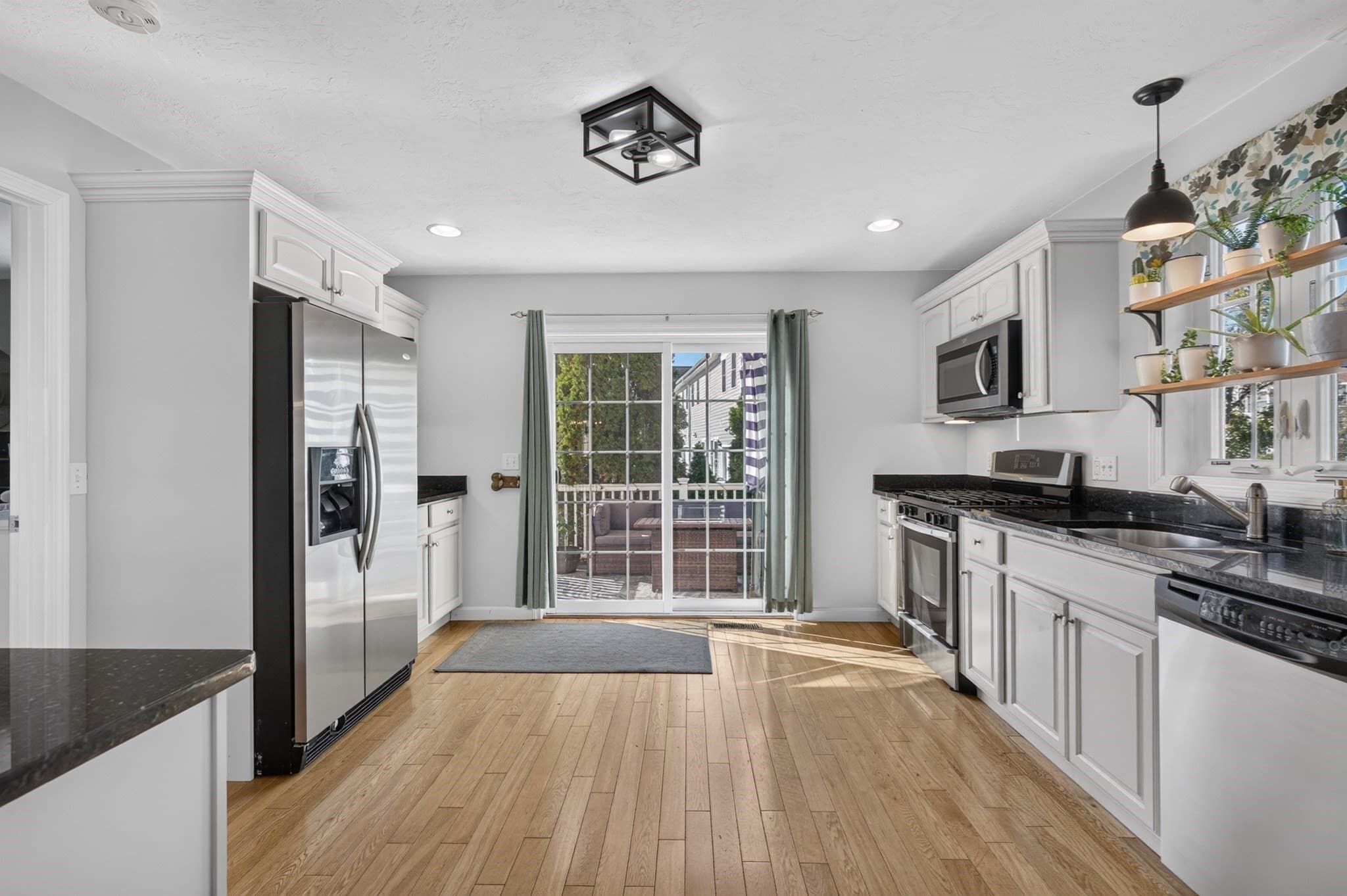 Condominium at 5 Denworth Bell Circle # 5, Haverhill MA 01835, Haverhill, photo 10 of 40