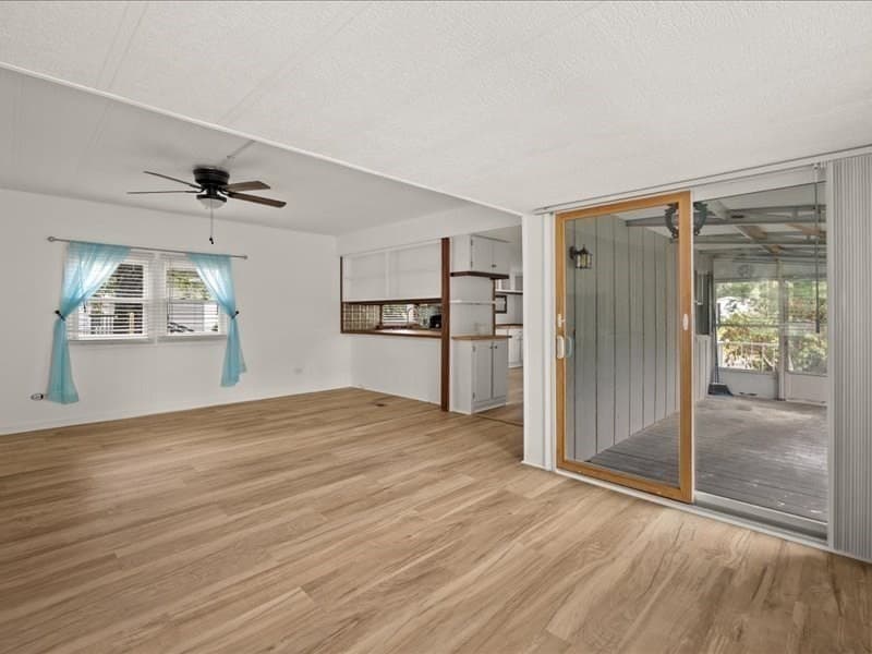 Mobile Home at 32-6 South Meadow Village, Carver MA 02330, Carver, photo 4 of 33
