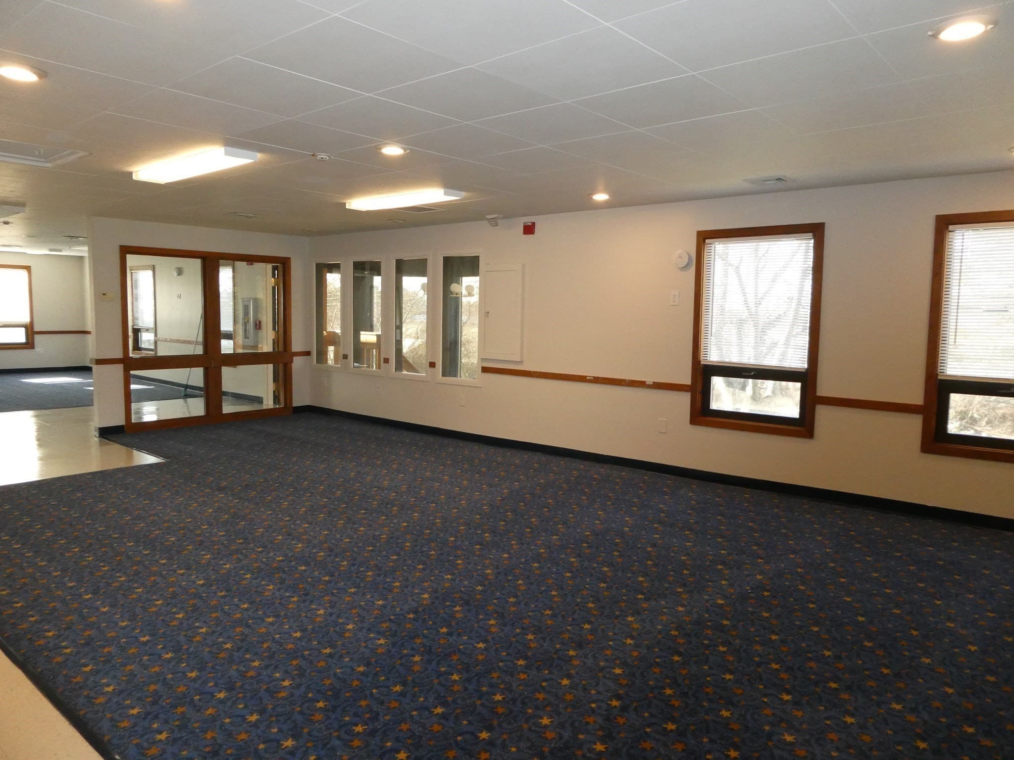 Commercial Sale at 445 Faunce Corner Rd, Dartmouth MA 02747, Dartmouth, photo 13 of 30
