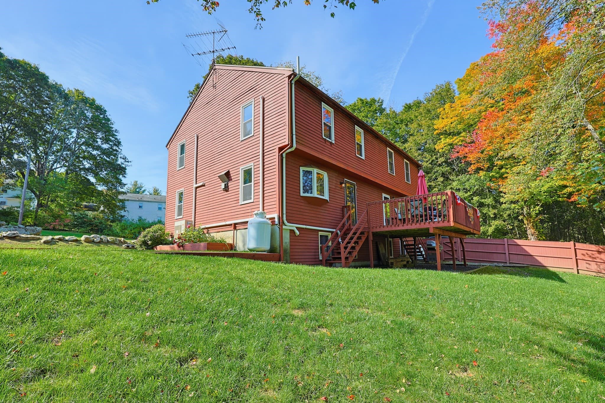 Condominium at 12 Marywood # B, Uxbridge MA 01569, Uxbridge, photo 33 of 42